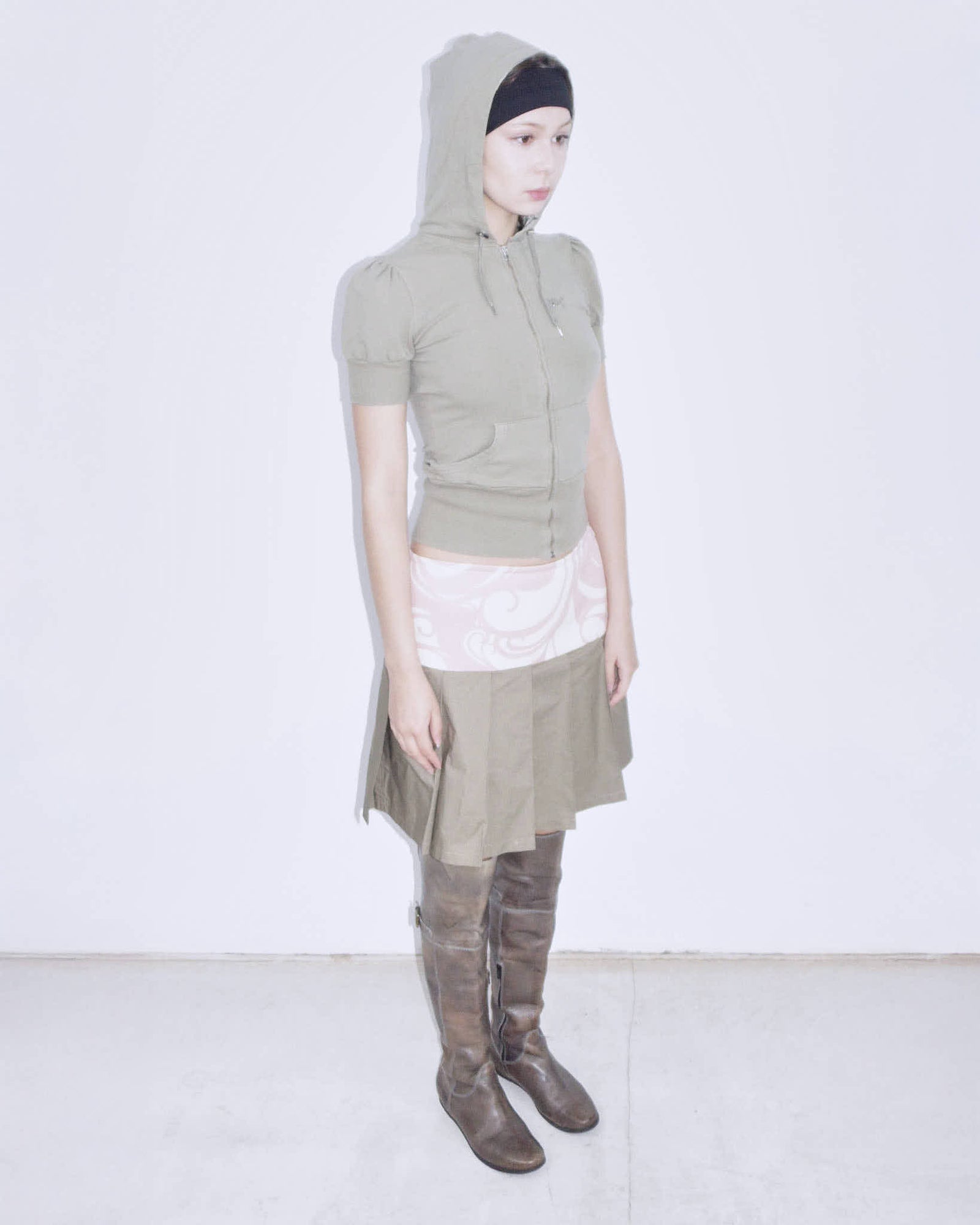 patterned midi skirt with light pink and  beige design