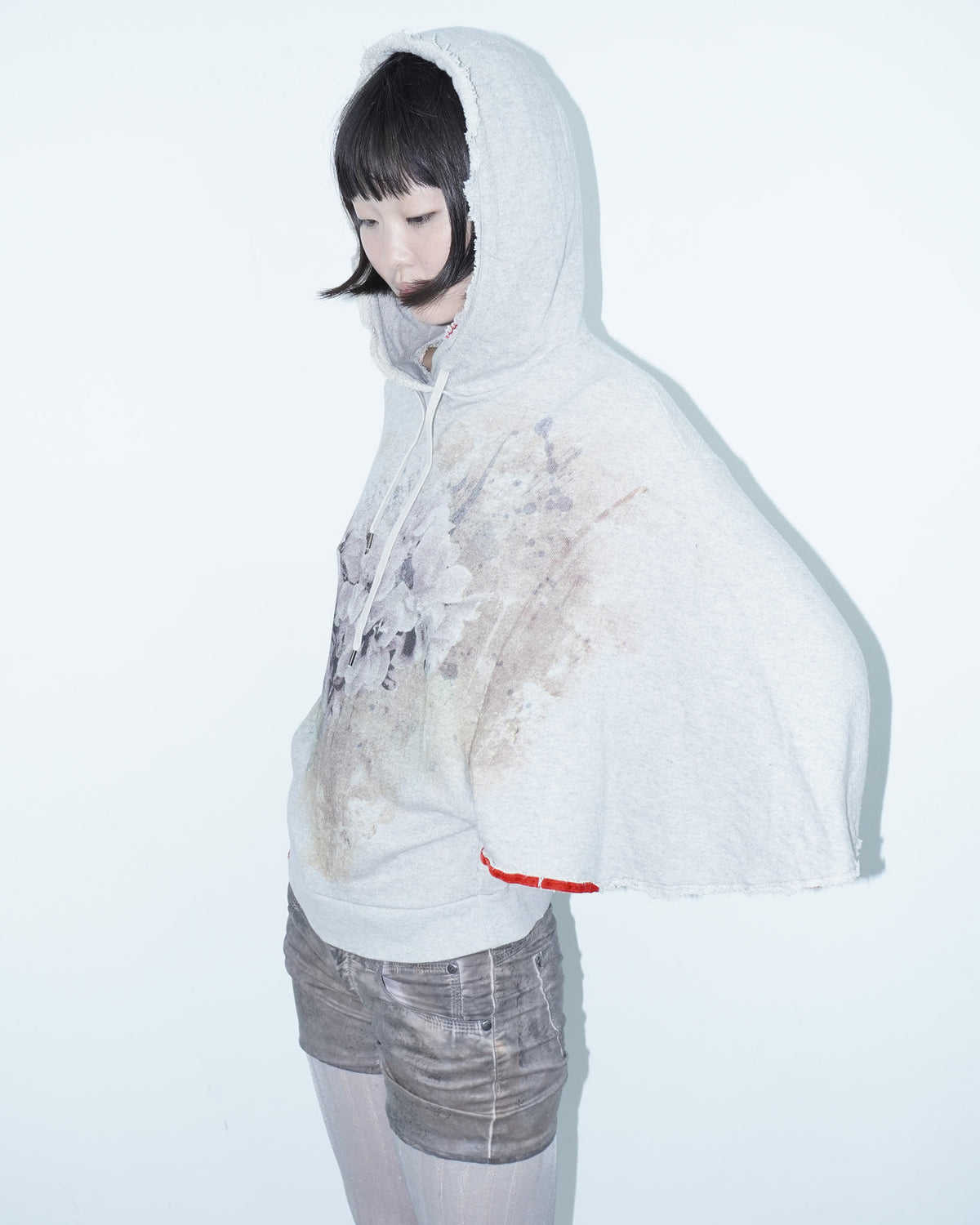 sweater with orchid faded print and hood