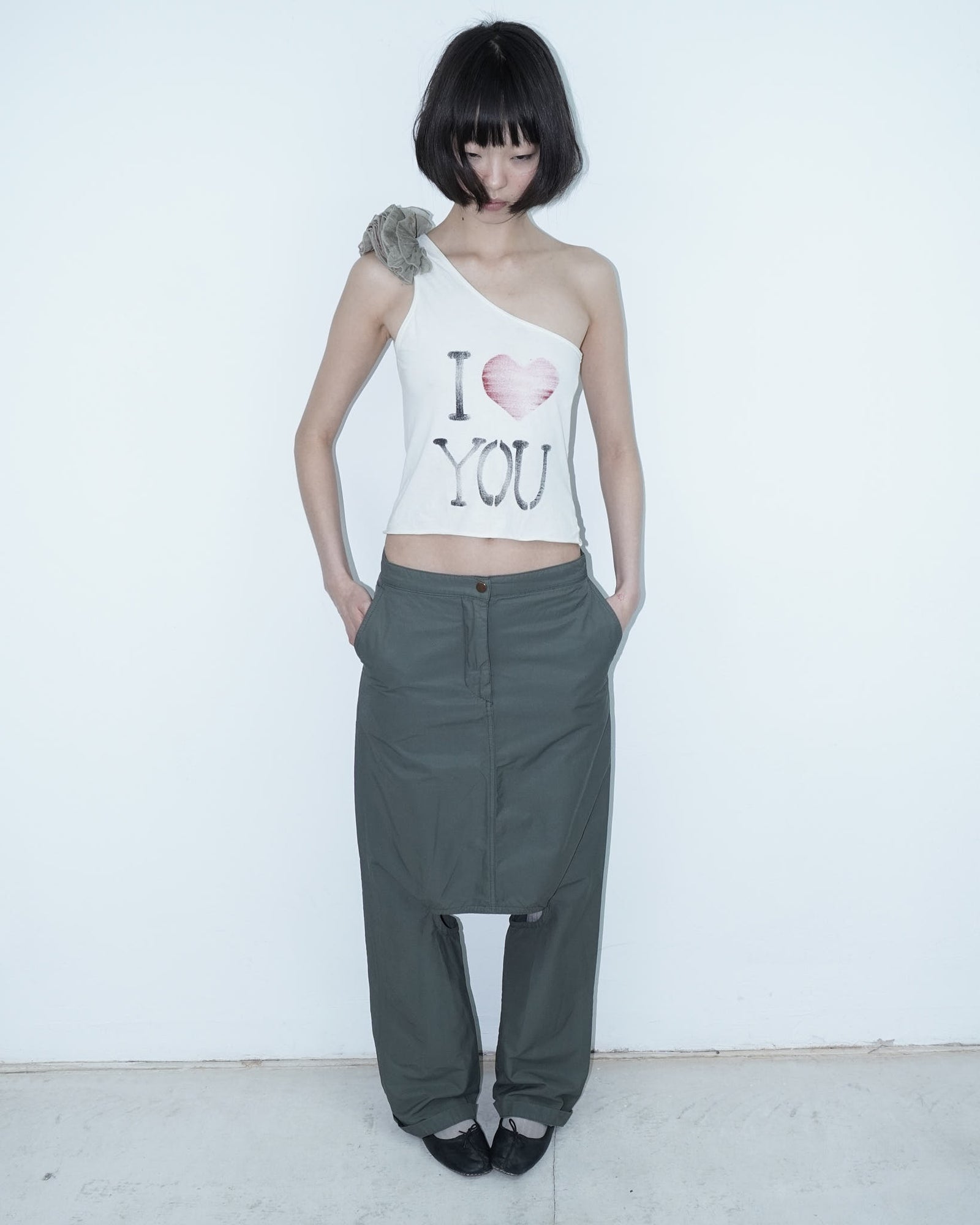 i <3 you one shoulder crop top