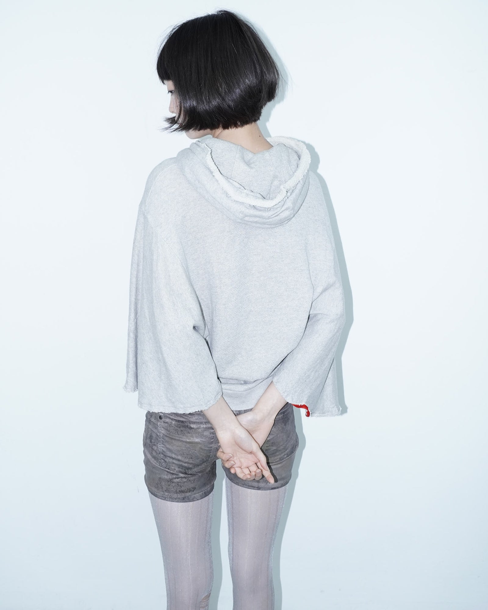 sweater with orchid faded print and hood