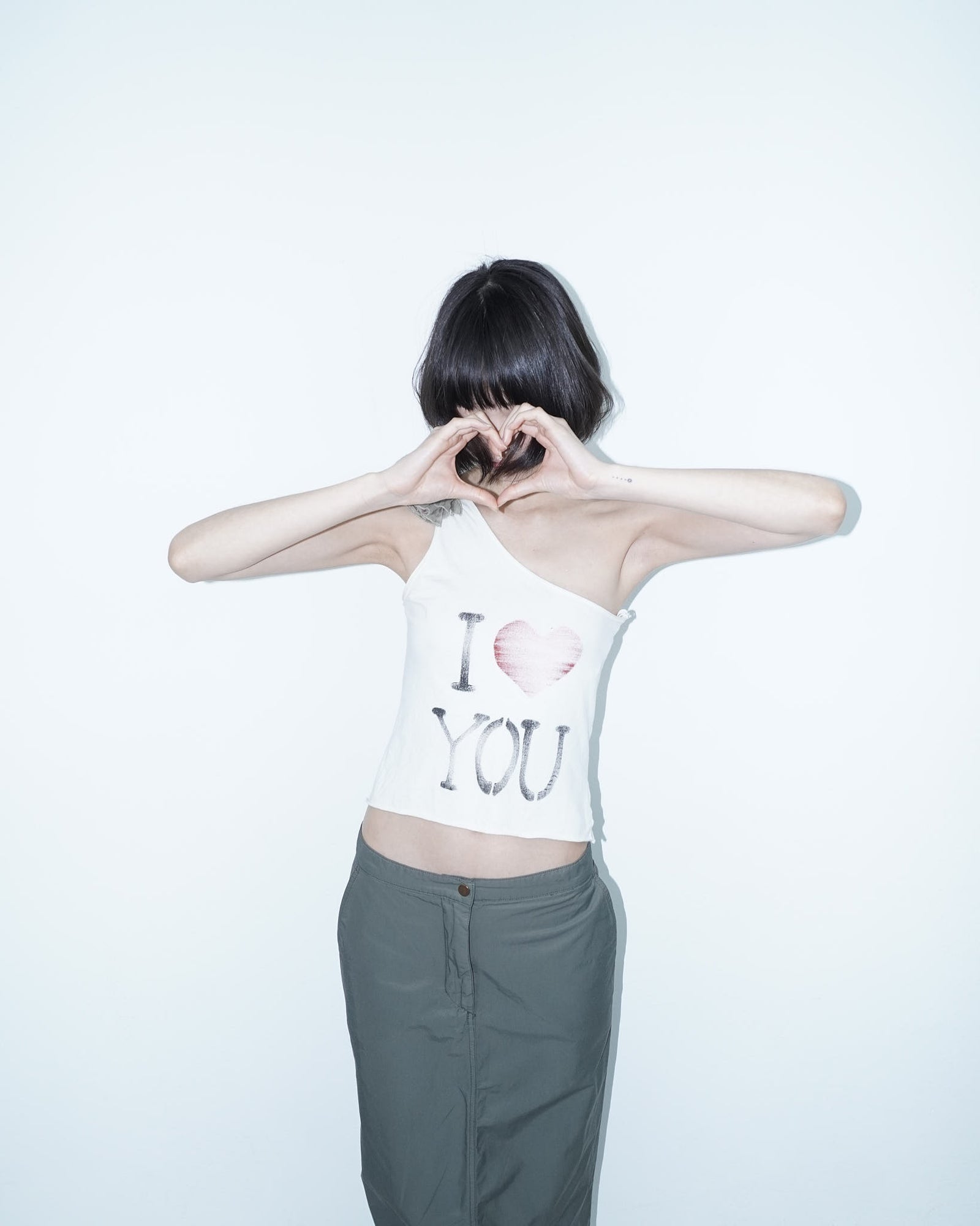 i <3 you one shoulder crop top