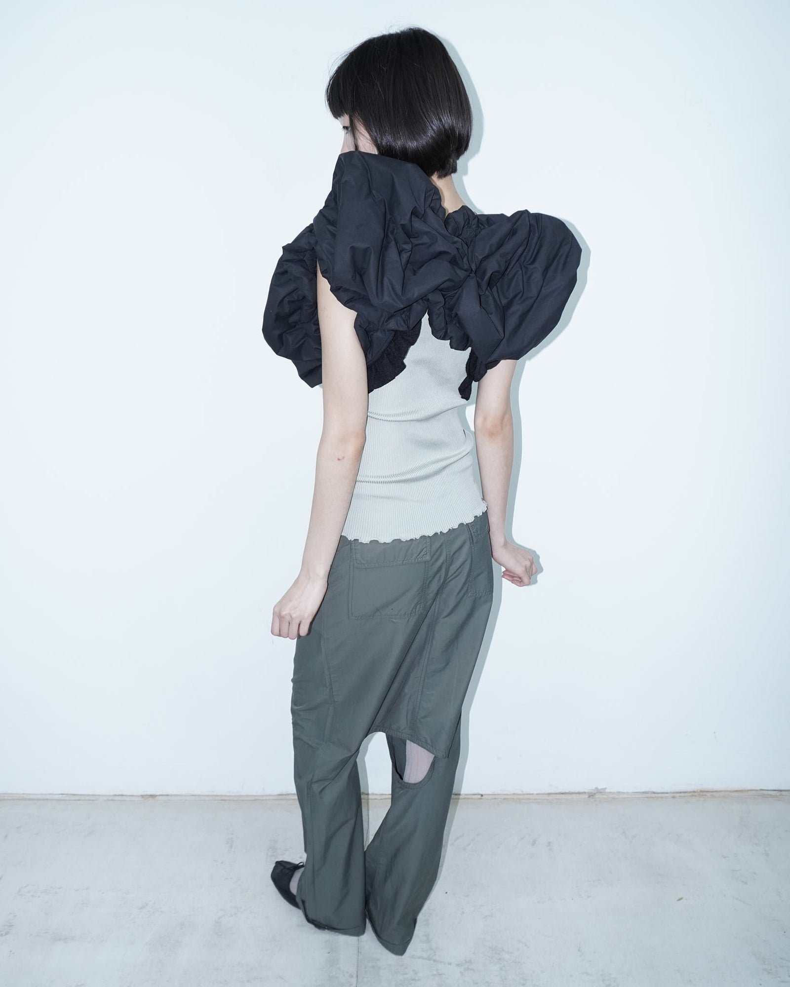 cropped ruffled puffer vest
