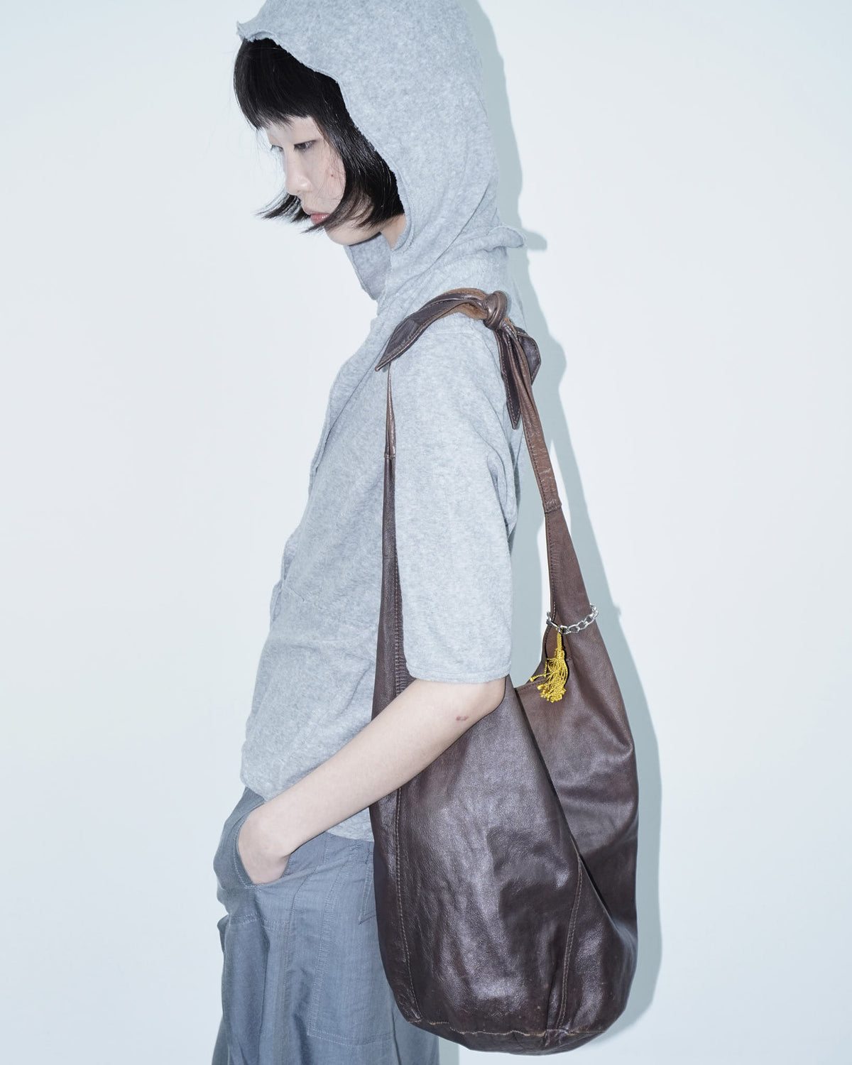 washed dark brown gradient round tote bag