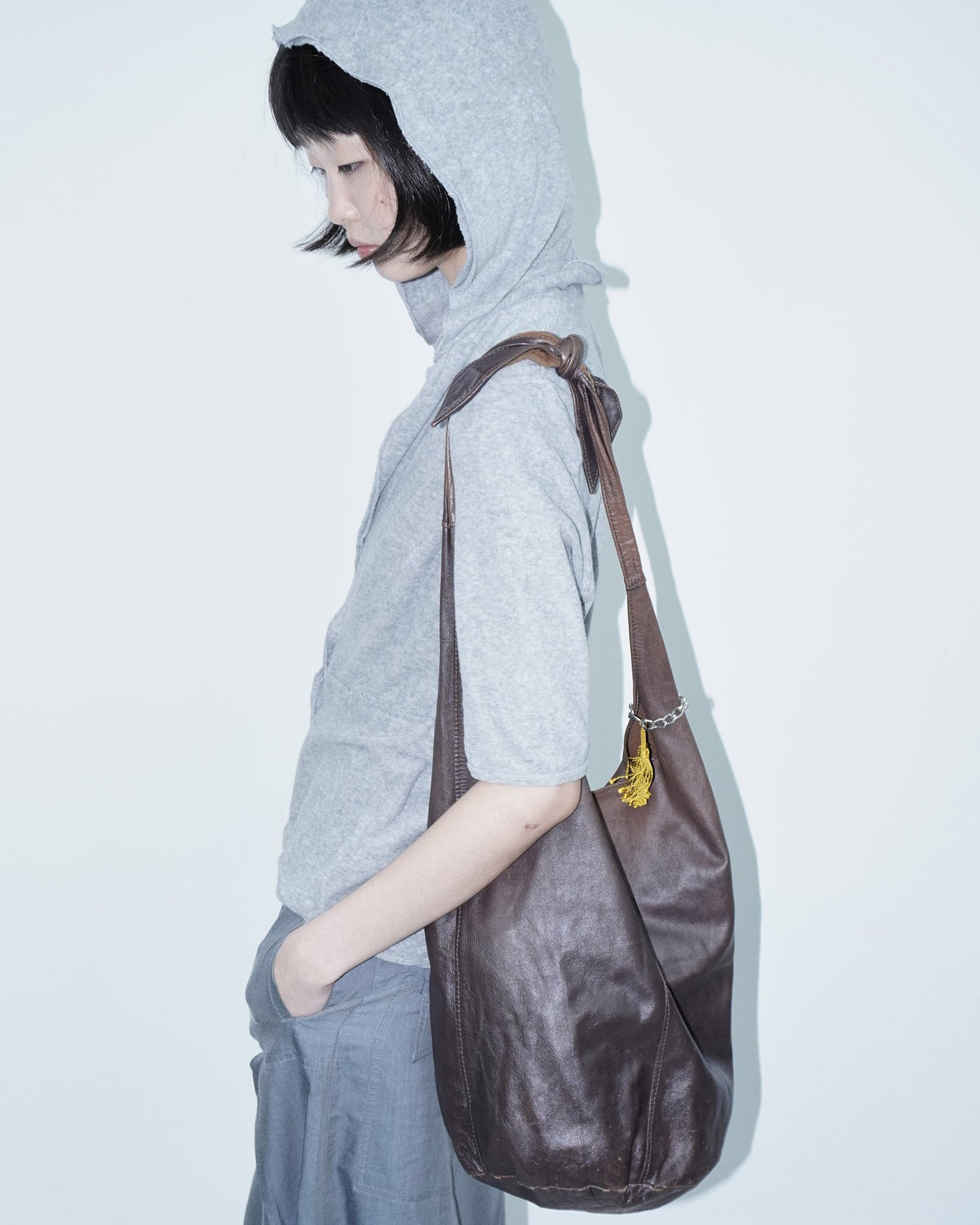washed dark brown gradient round tote bag