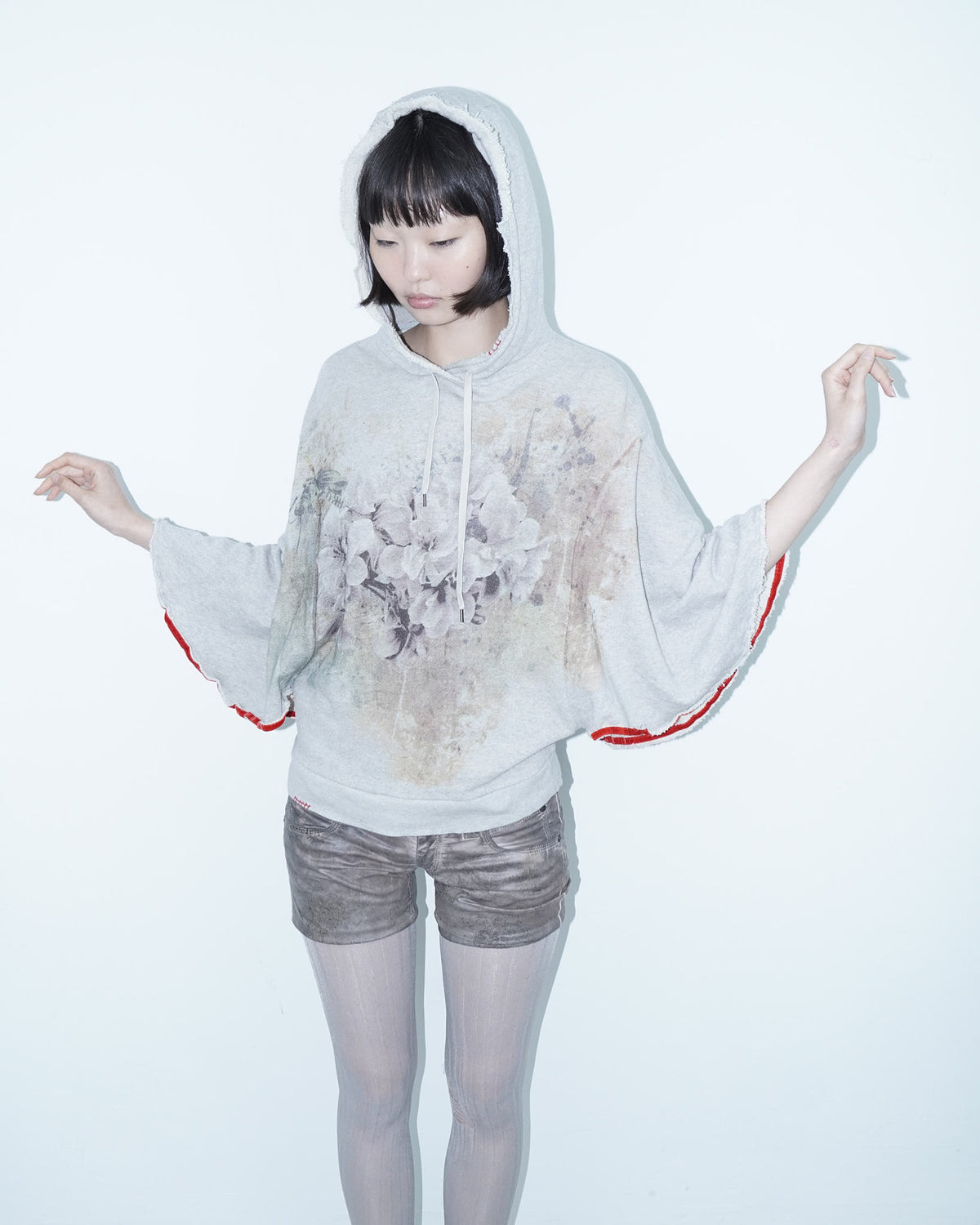 sweater with orchid faded print and hood