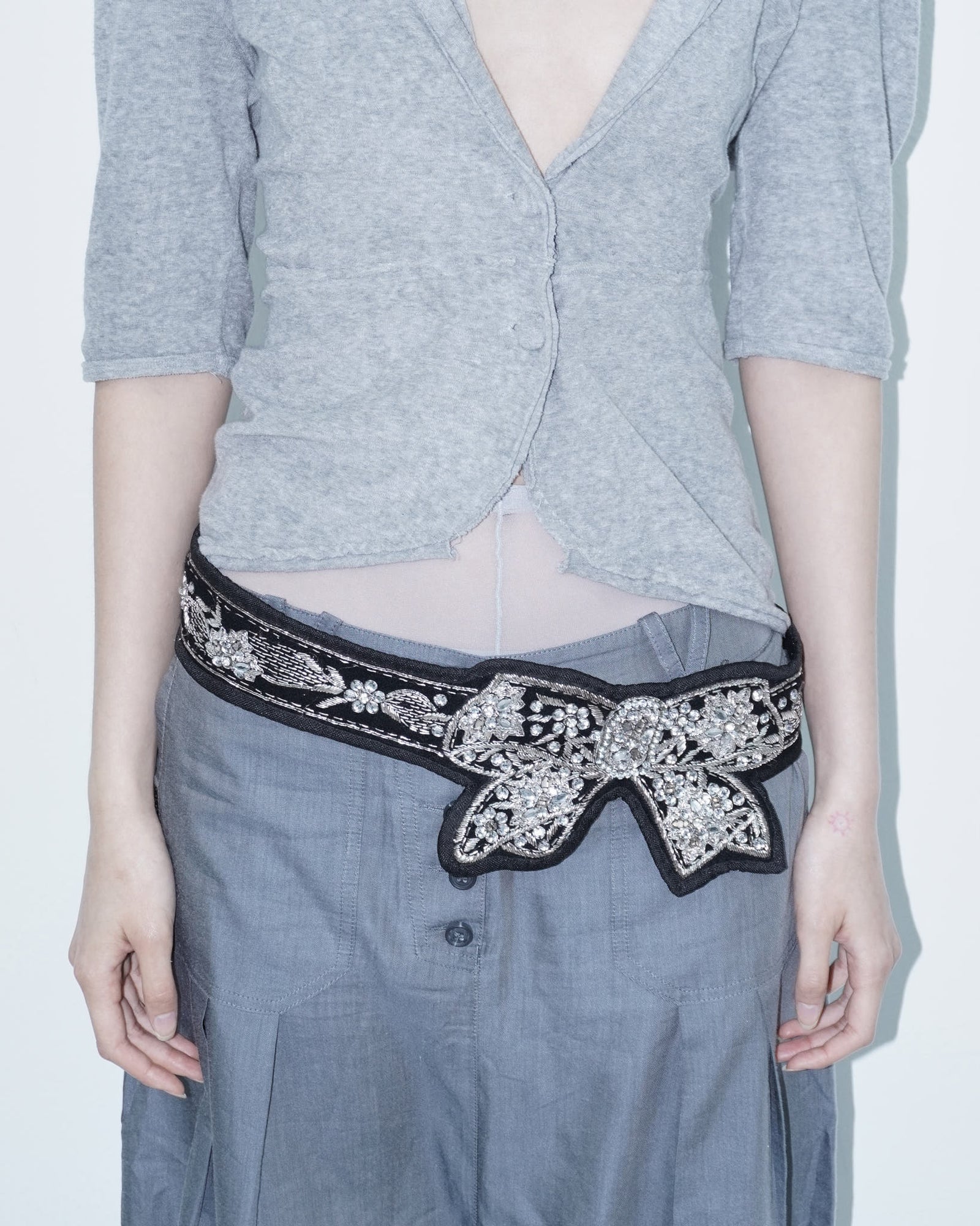 embroidered wool black bow belt