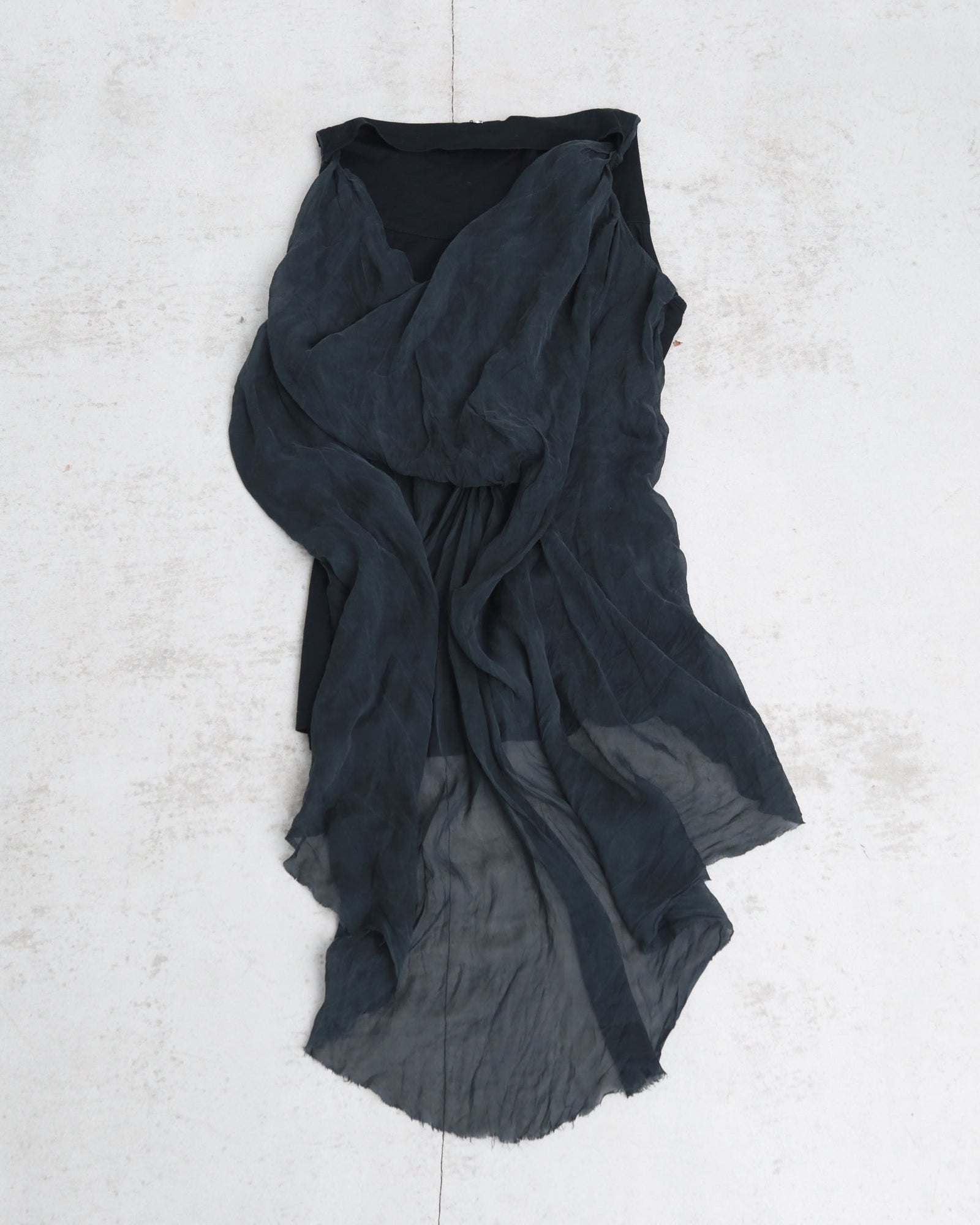 anthracite top with silk layer