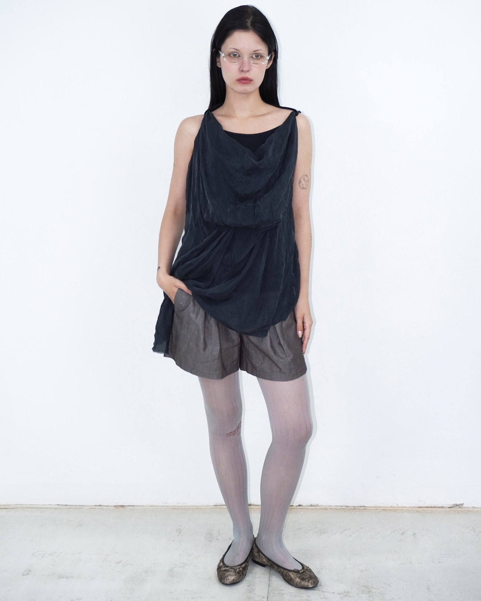 anthracite top with silk layer