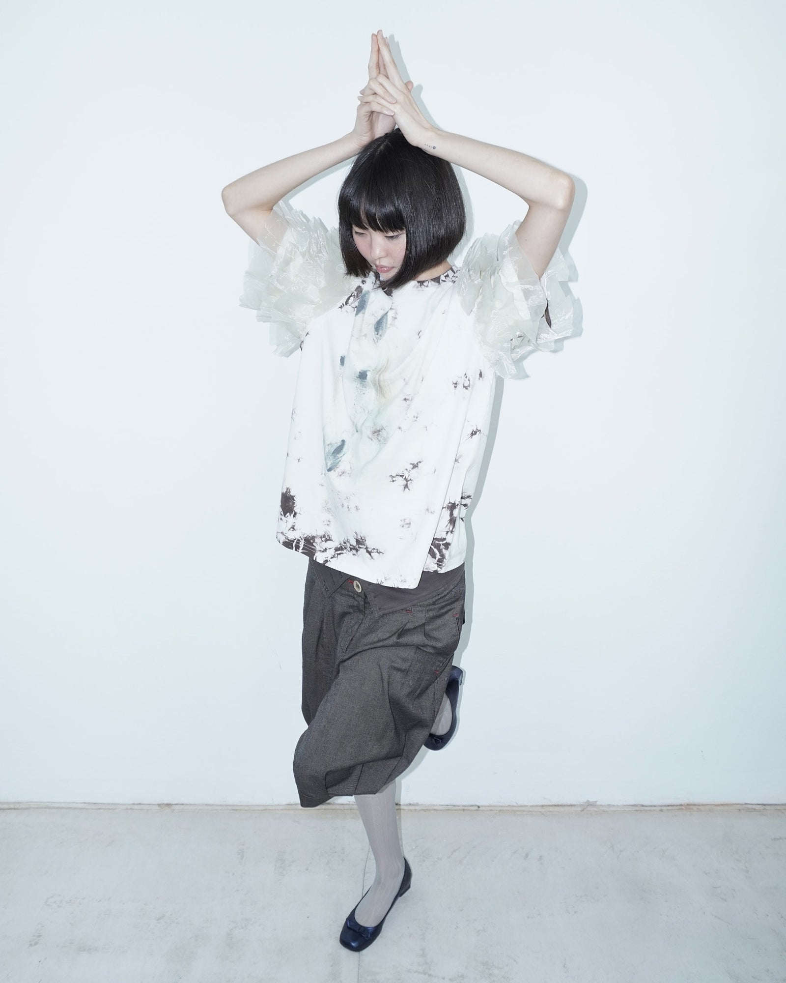 batik ruffle top with horse print