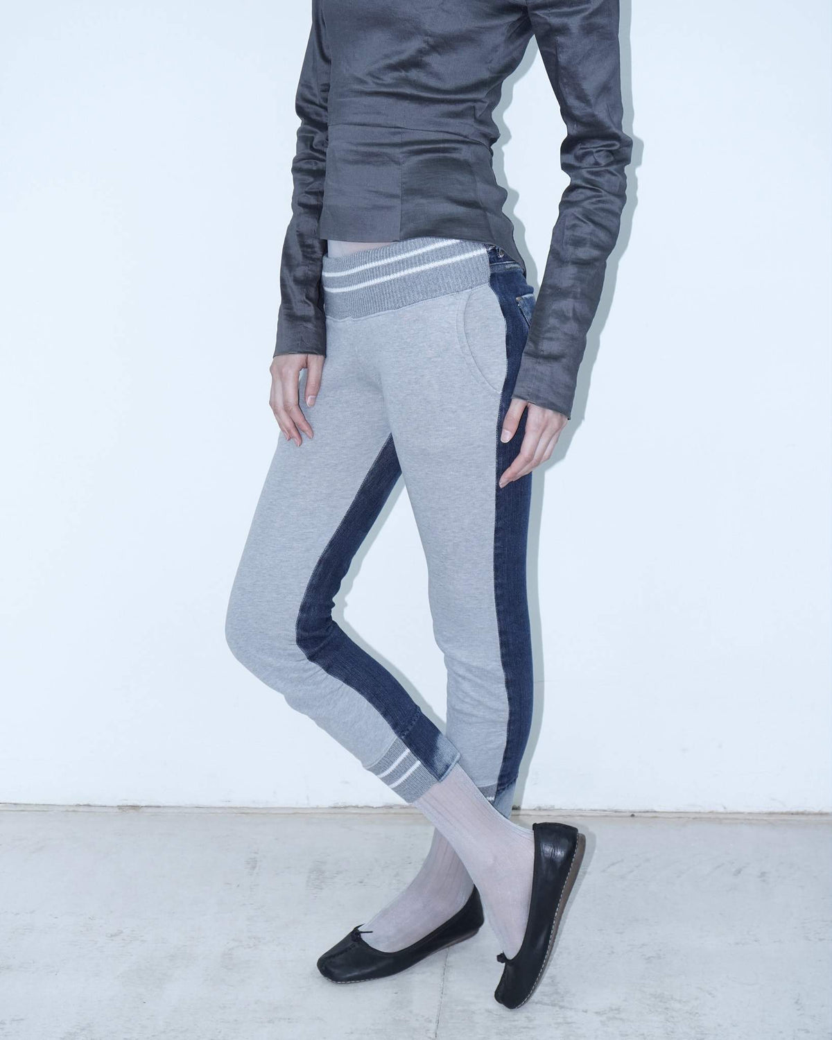 bi-material sporty capri pants