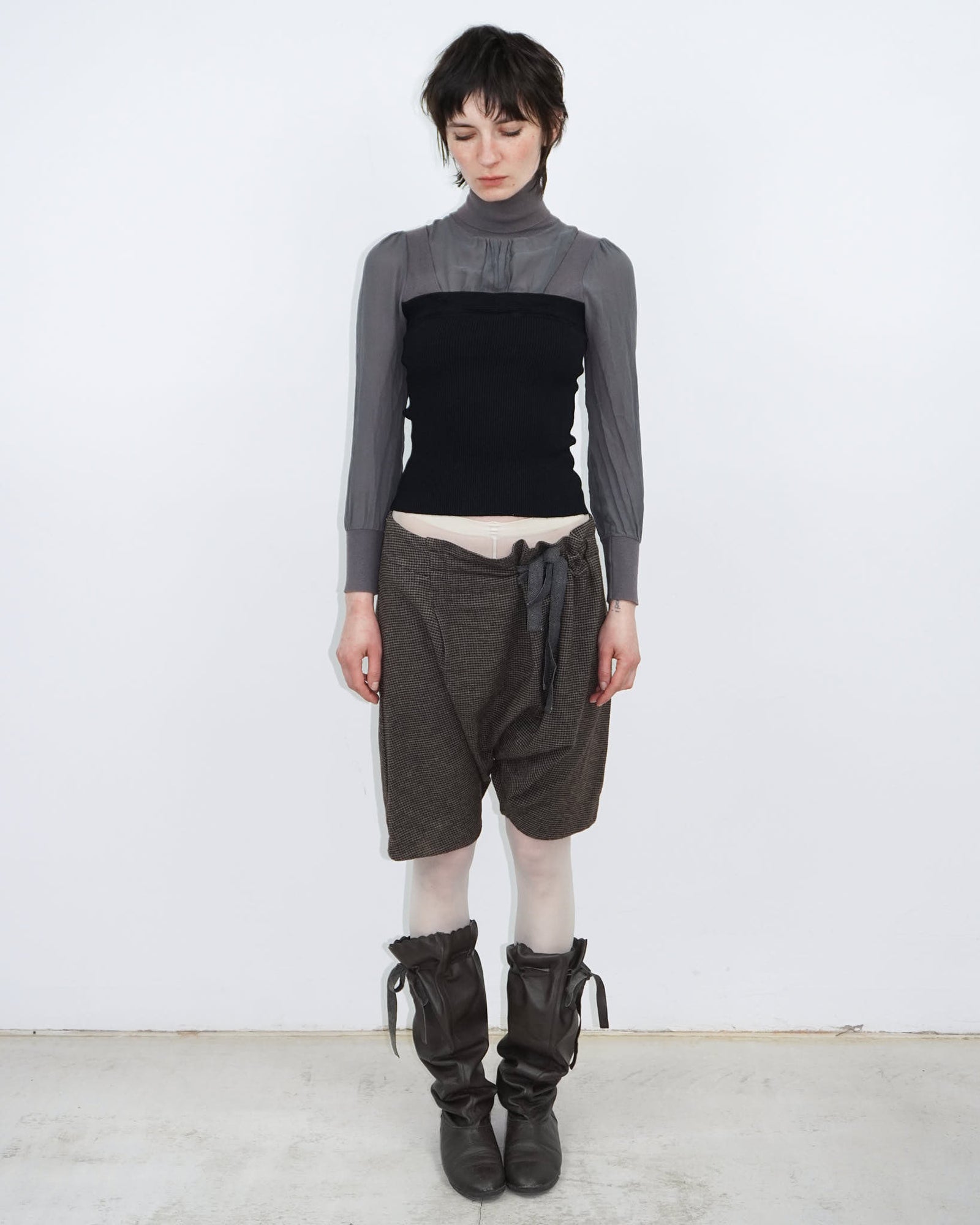 bimaterial long sleeve top with silk panel