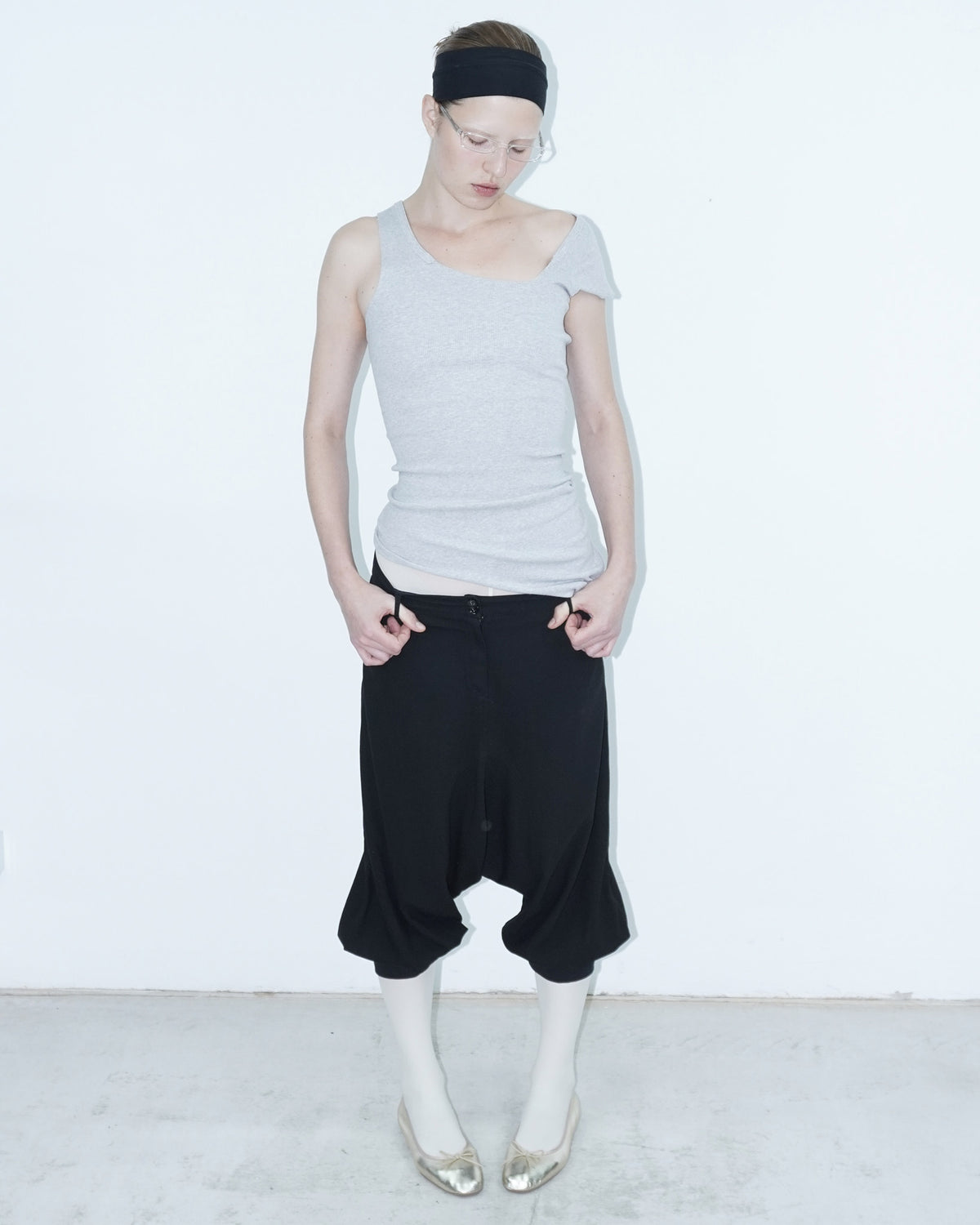 black bubble capri