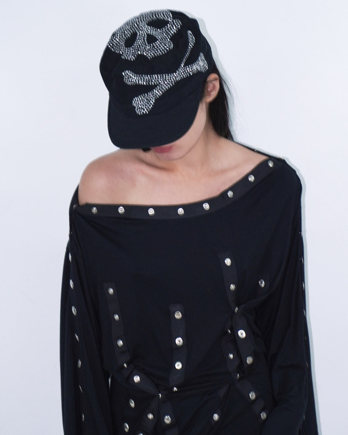 black canva skull cap