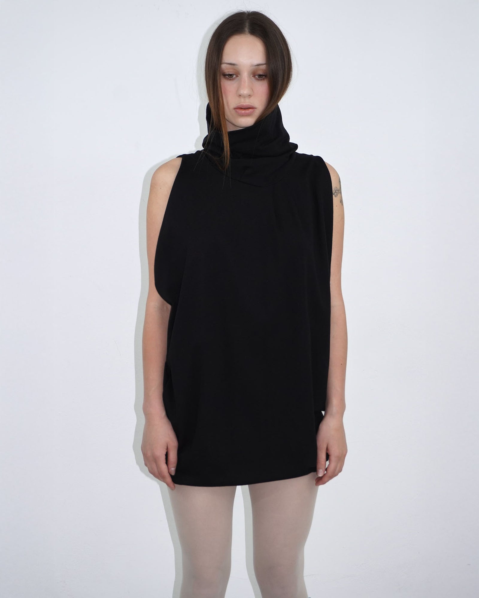 black mini turtle neck dress – ANEMONIA