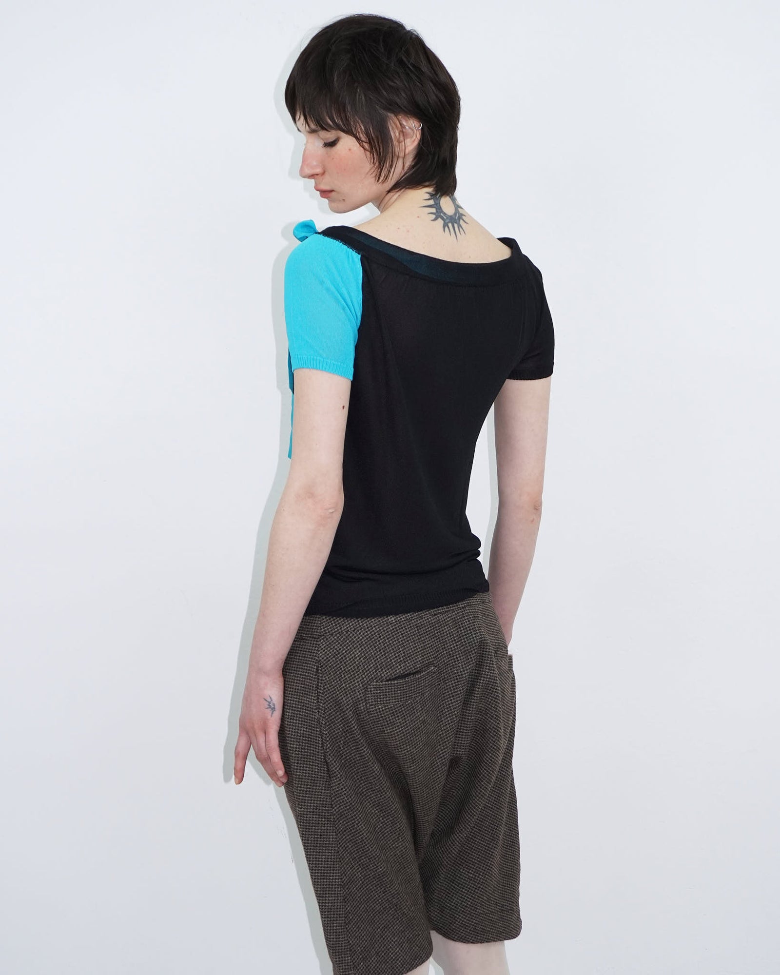 black & turquoise bow top