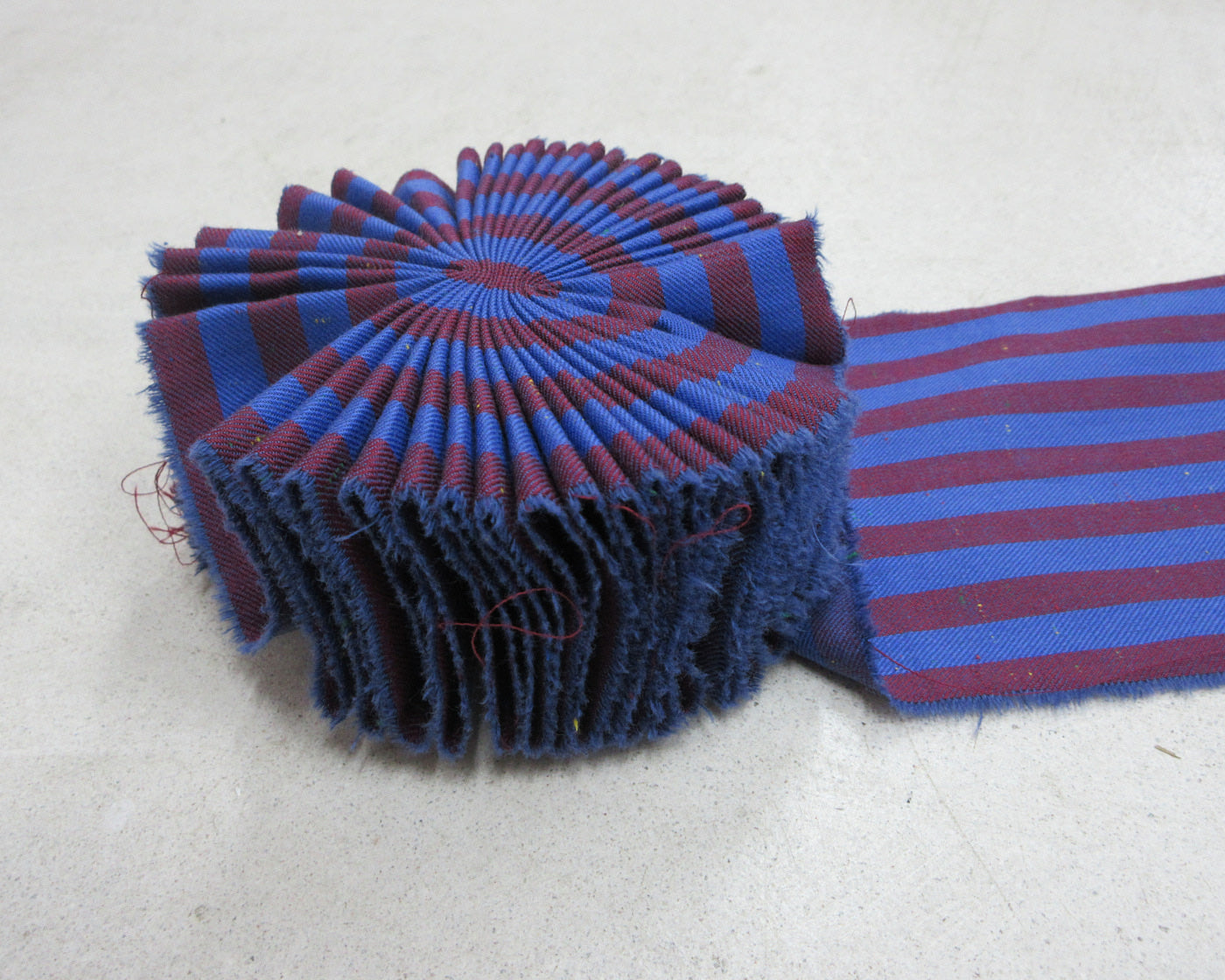 red/blue striped cockade