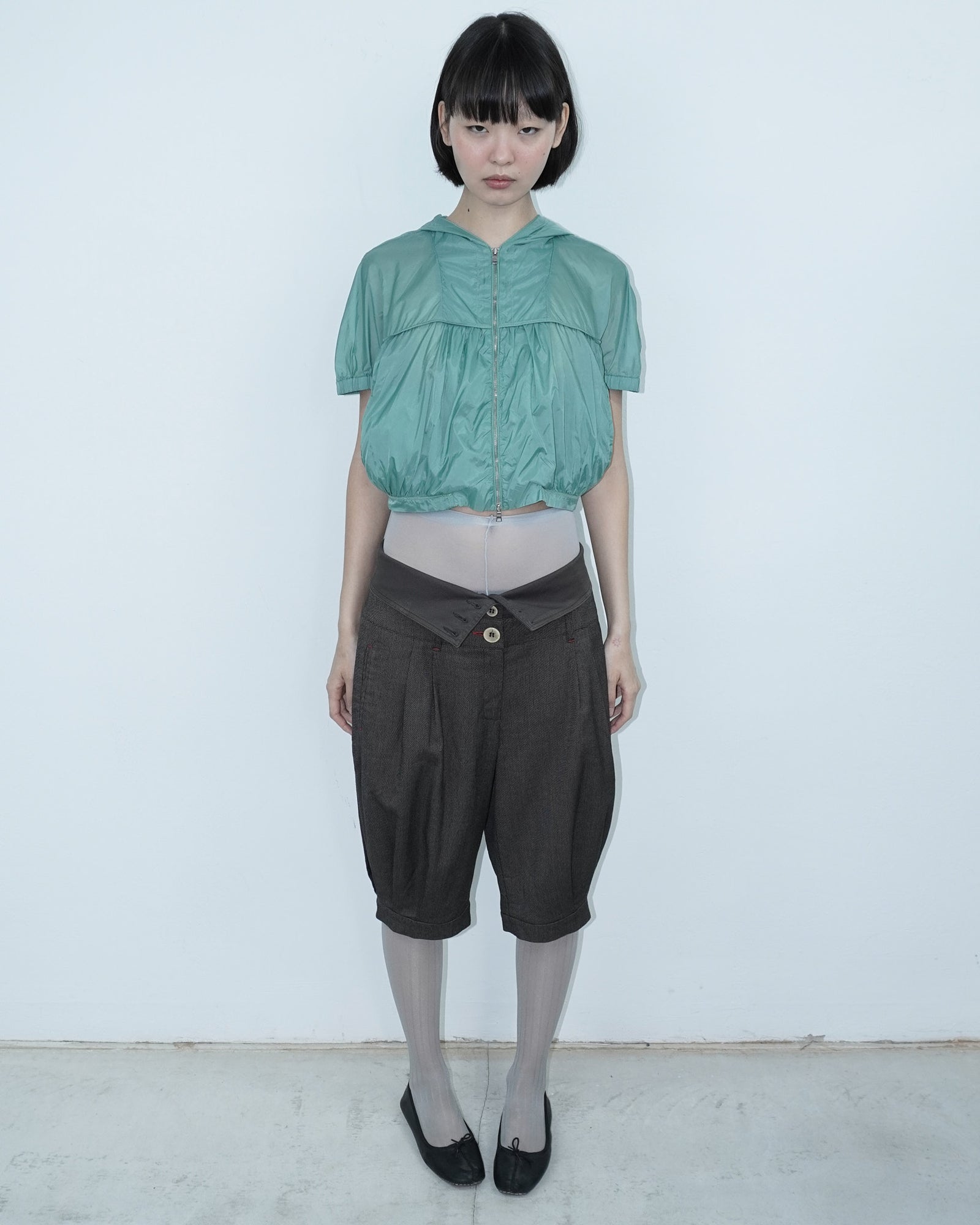 cropped sporty bubble top