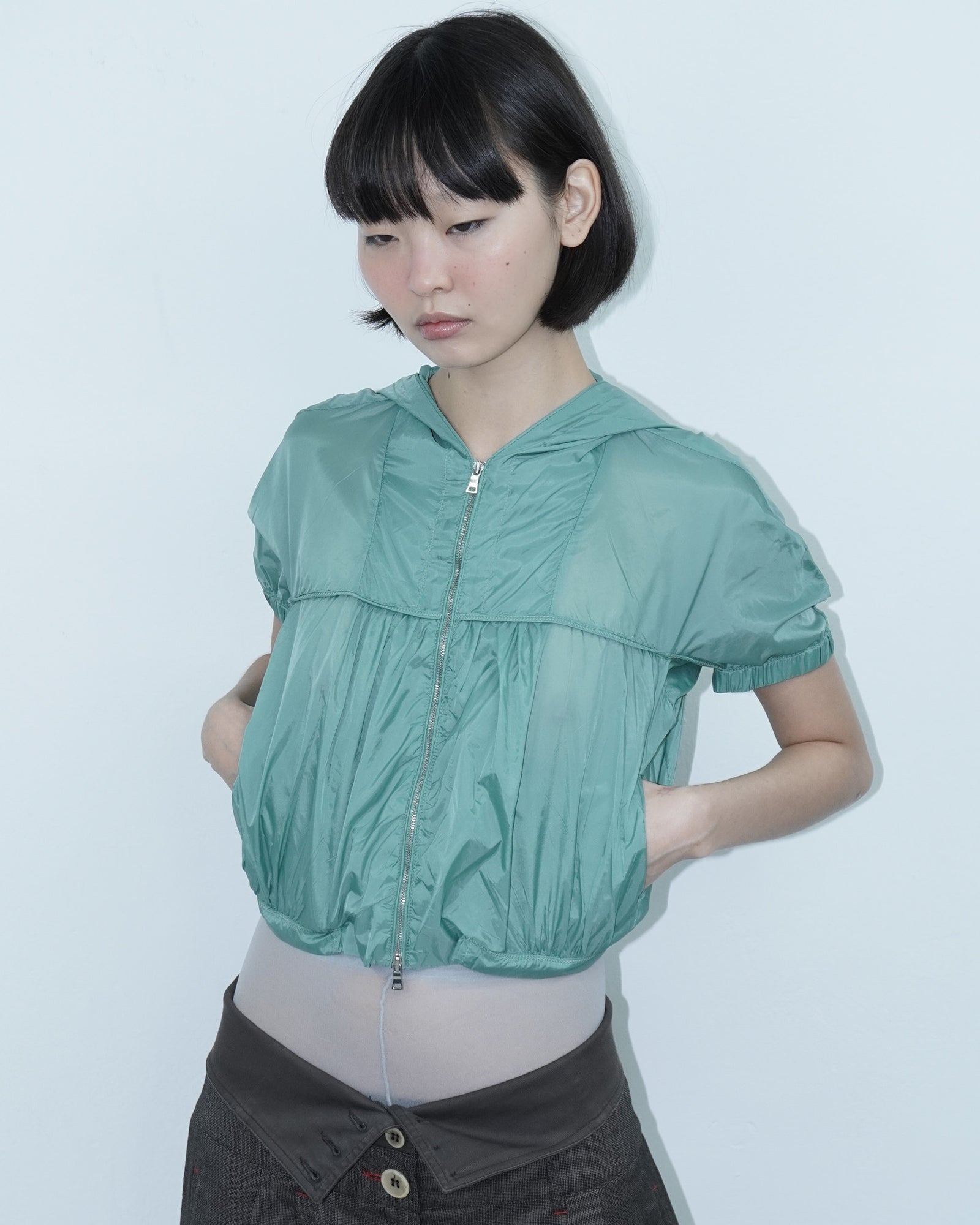 cropped sporty bubble top