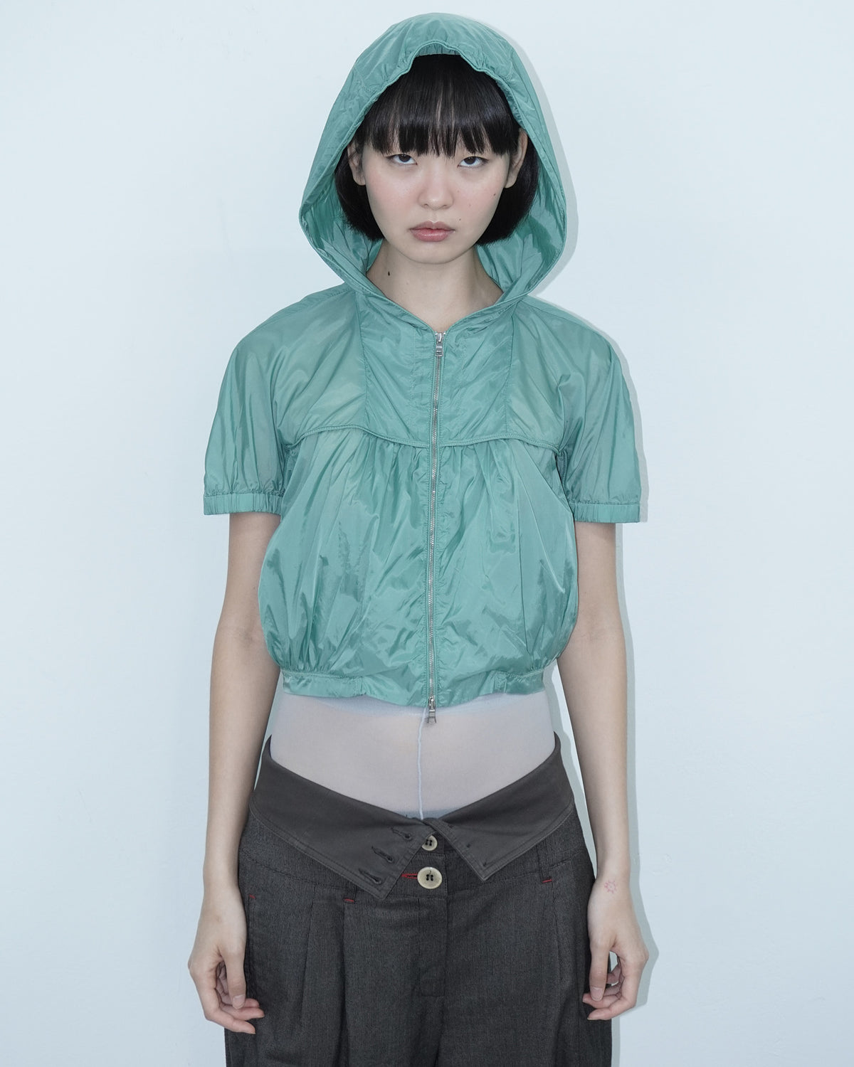 cropped sporty bubble top