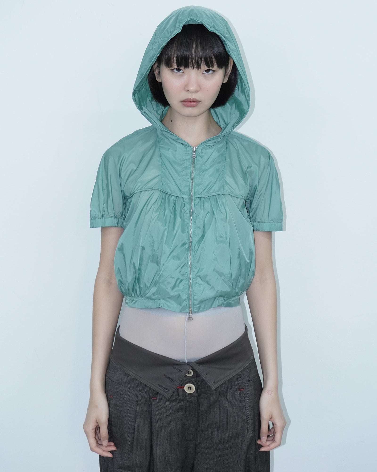 cropped sporty bubble top
