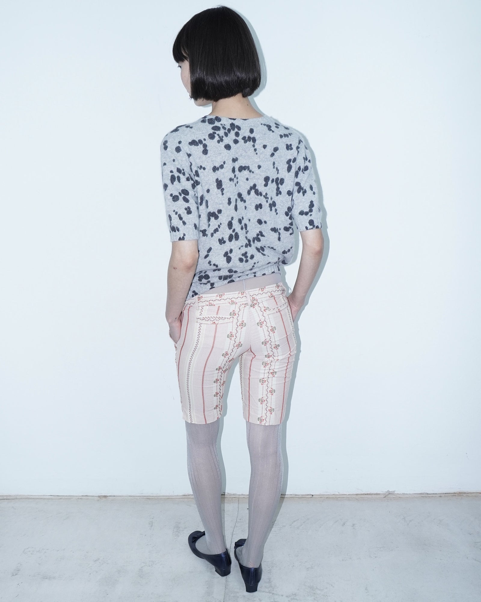 embroidered cute floral capri pants