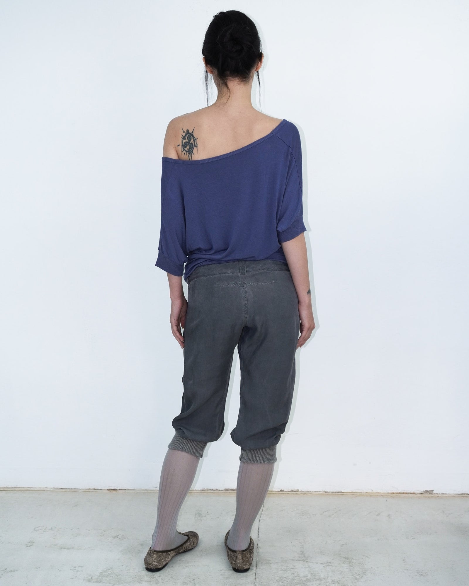 grey capri pants