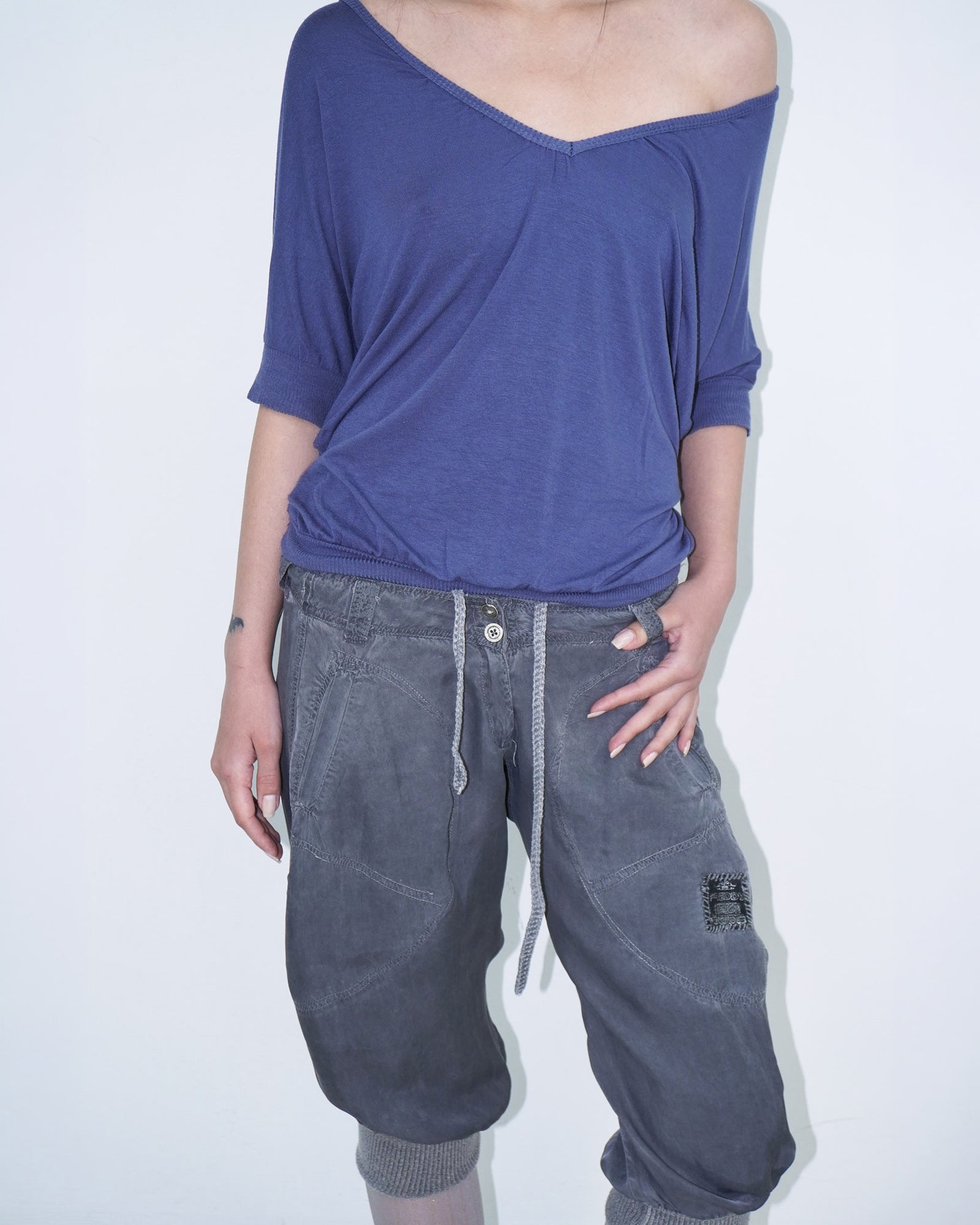 grey capri pants