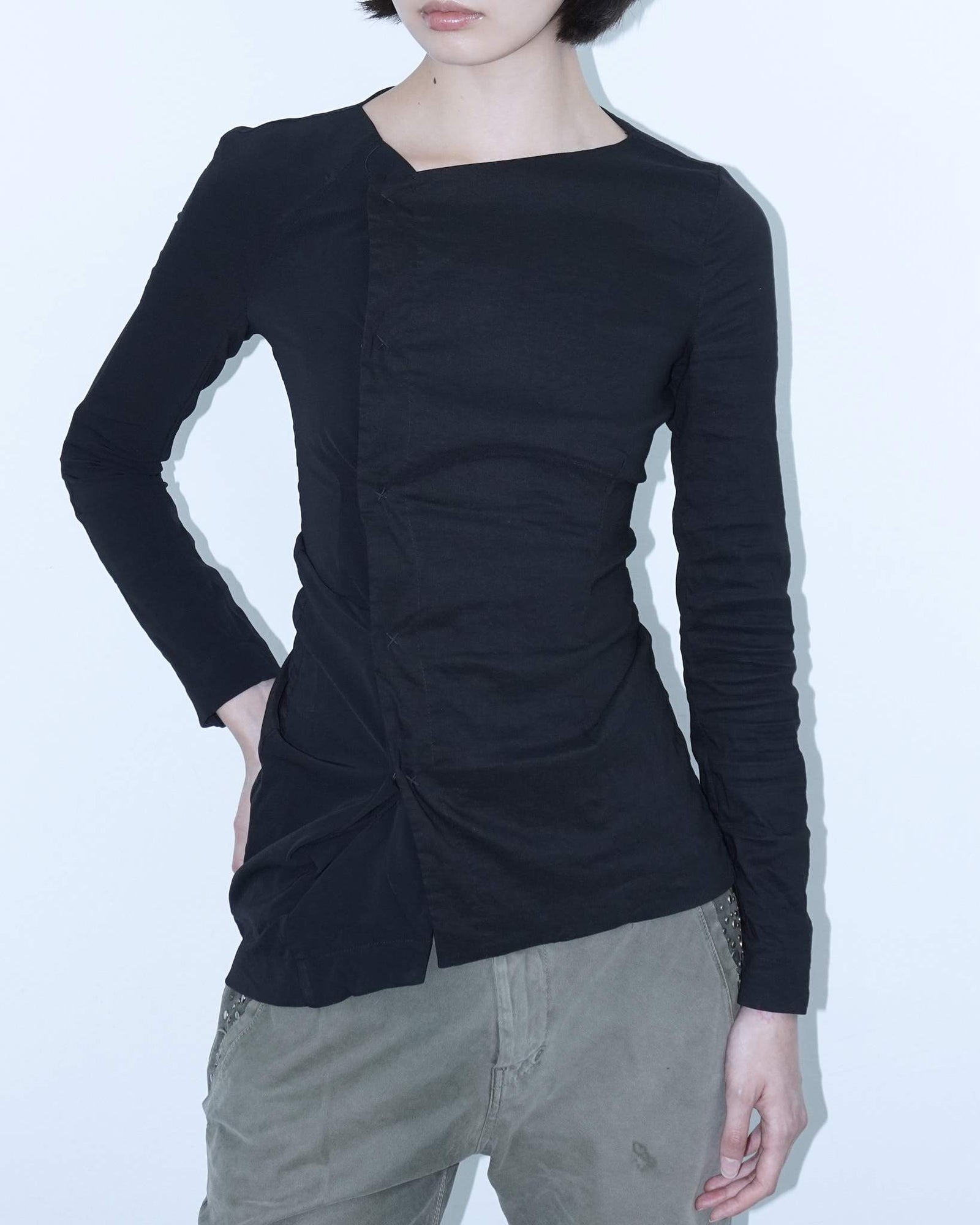 linen long sleeved asymmetrical black top