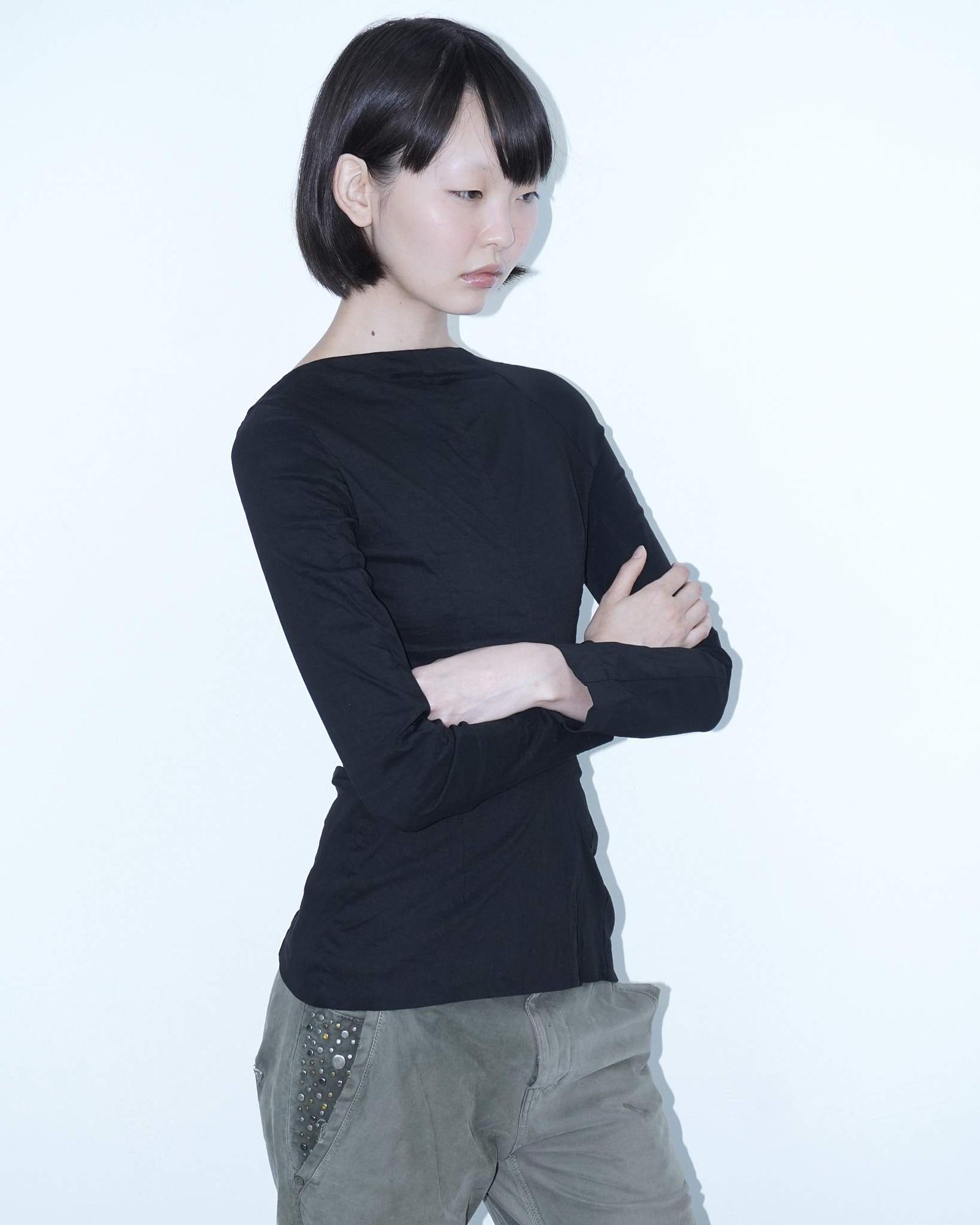 linen long sleeved asymmetrical black top