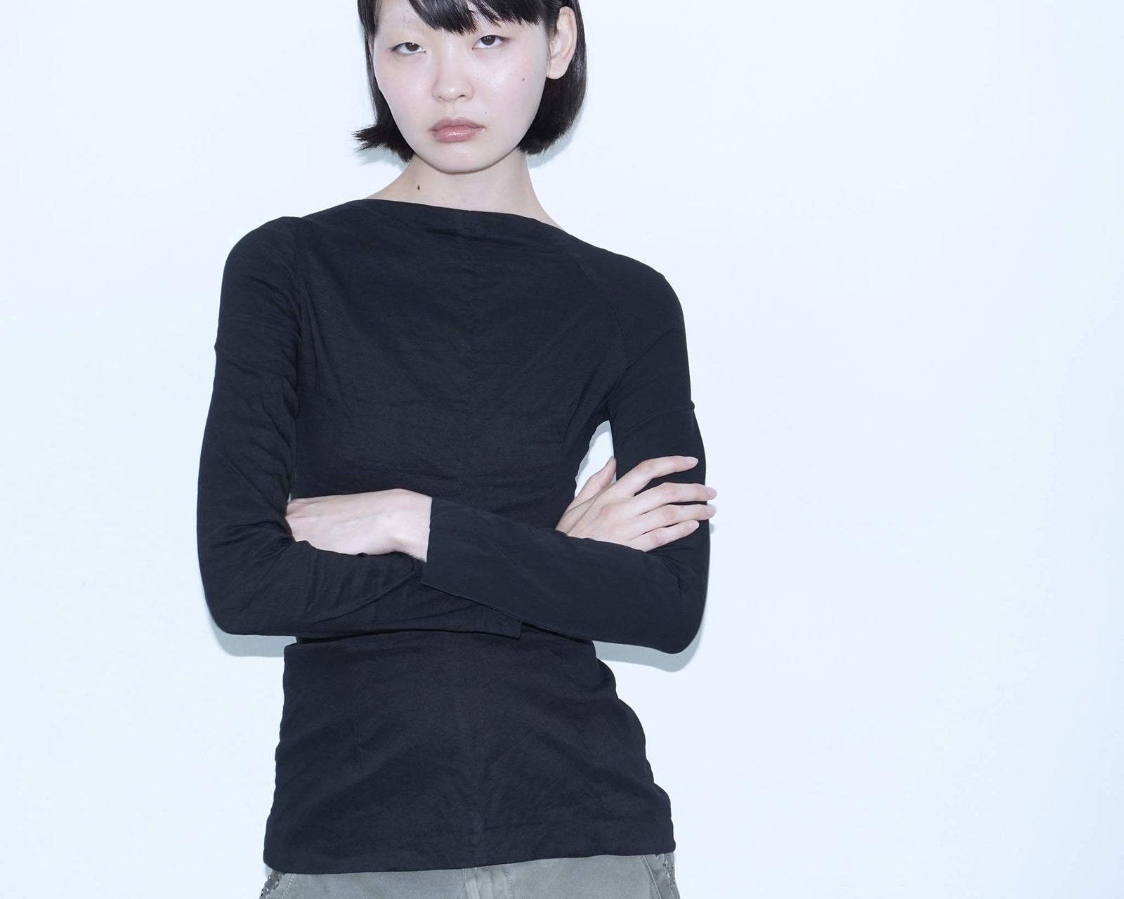 linen long sleeved asymmetrical black top