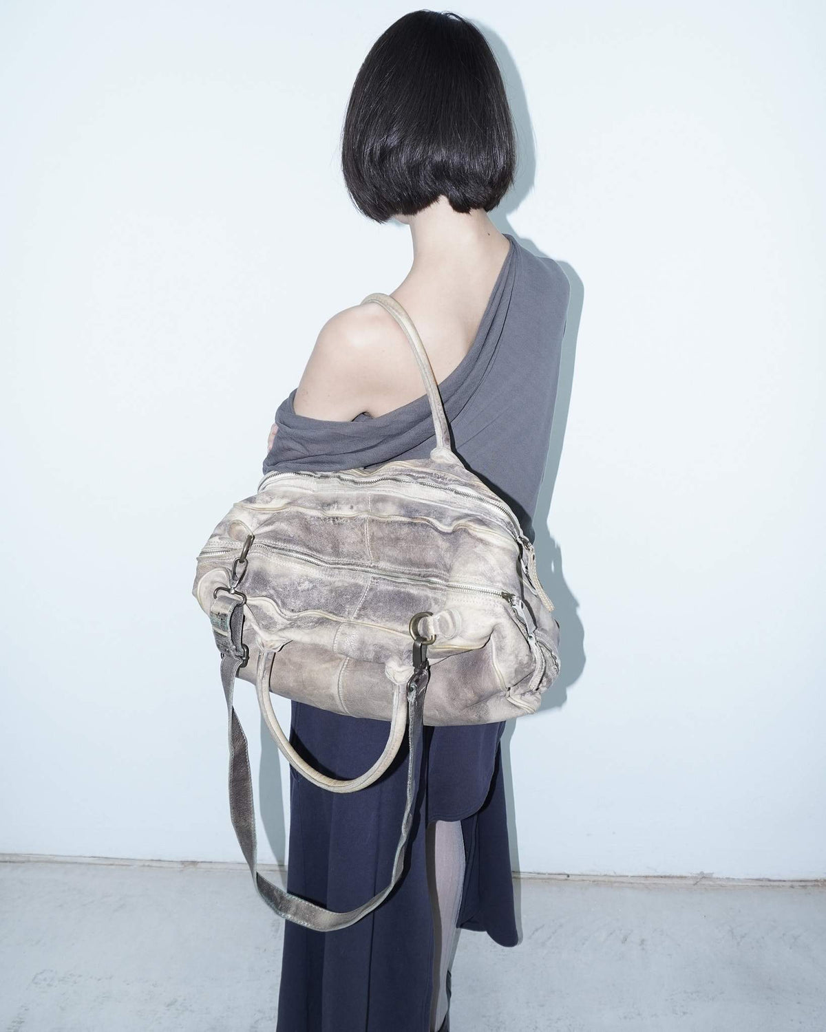 maxi multi shaded zipper leather bag