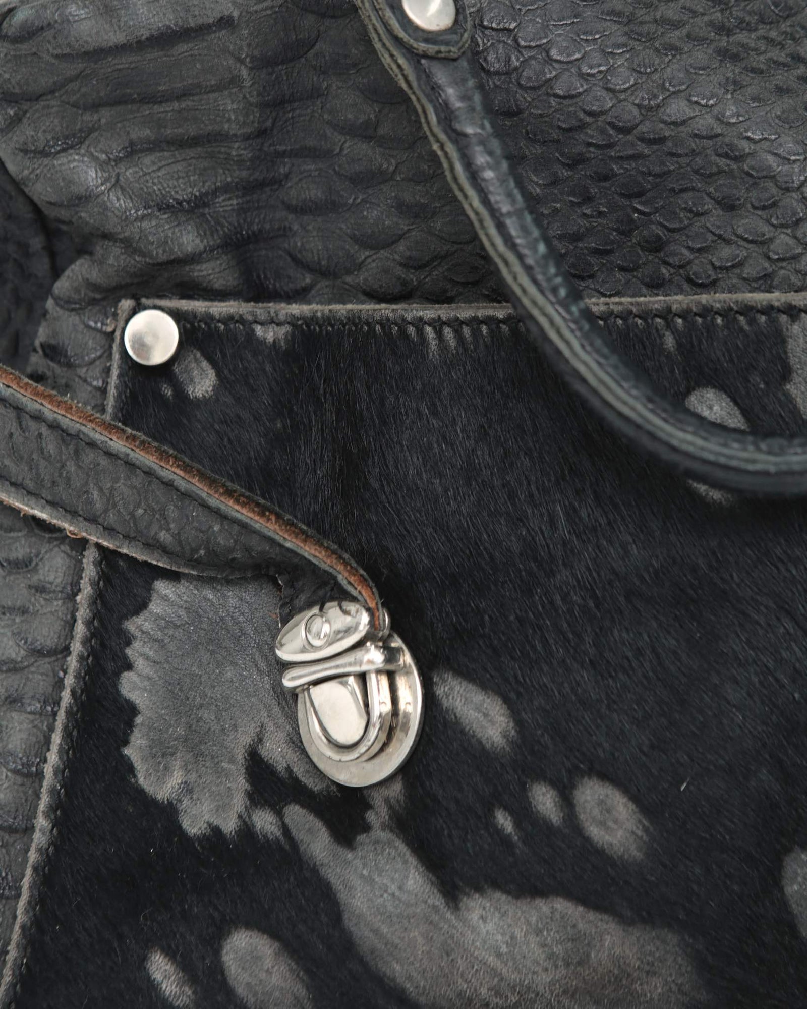 medium black textured leather bag