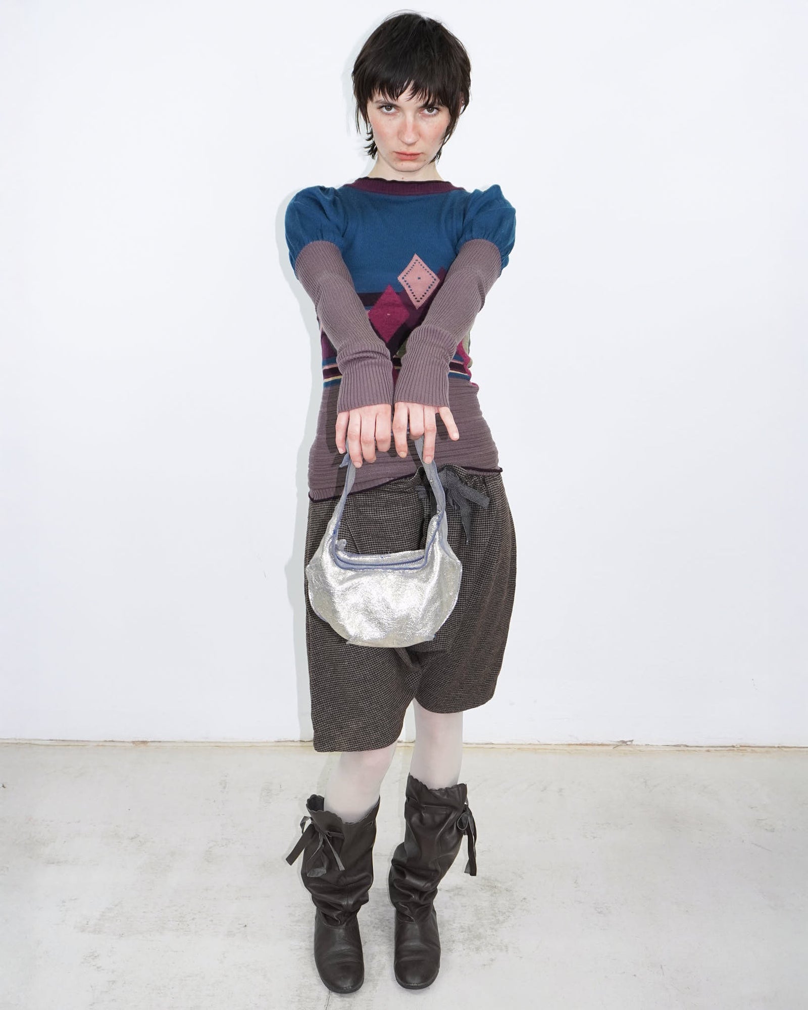metallic silver knot handle shoulder bag