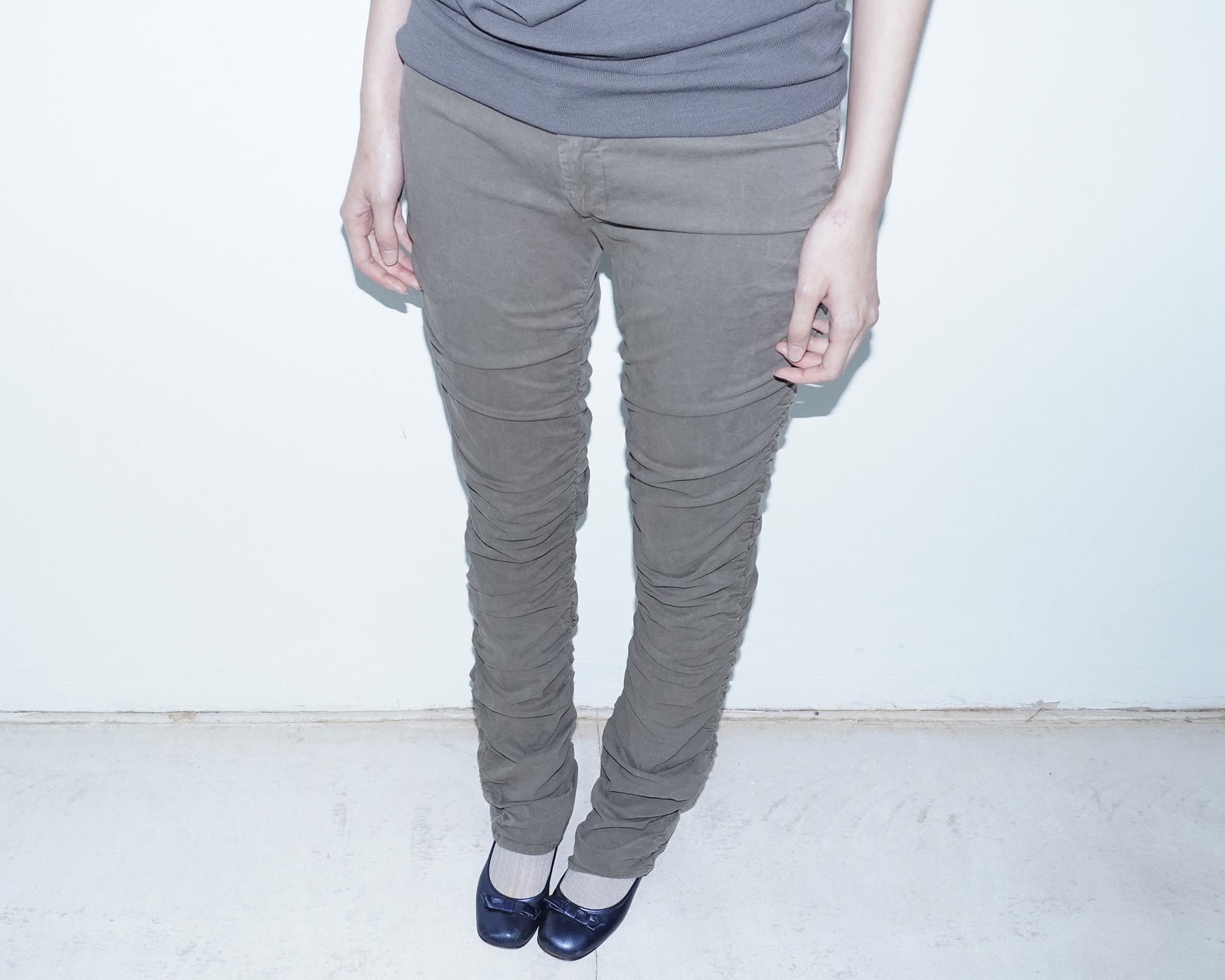 mud green ruched straight pants
