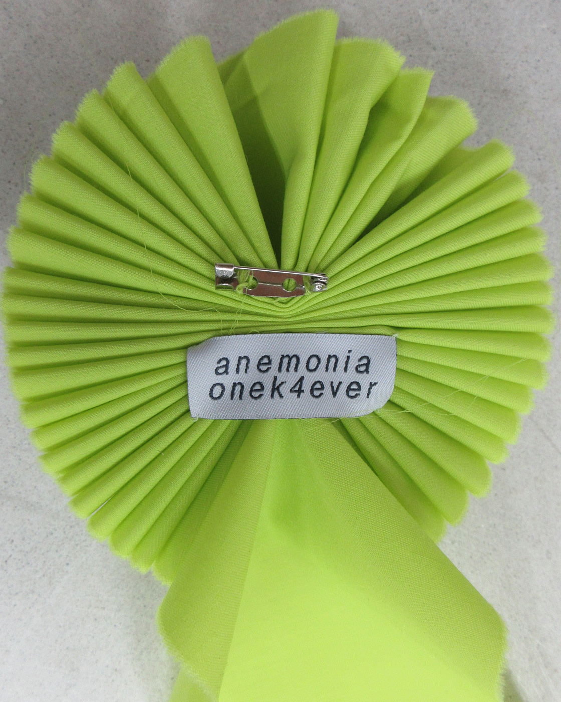 neon yellow cockade