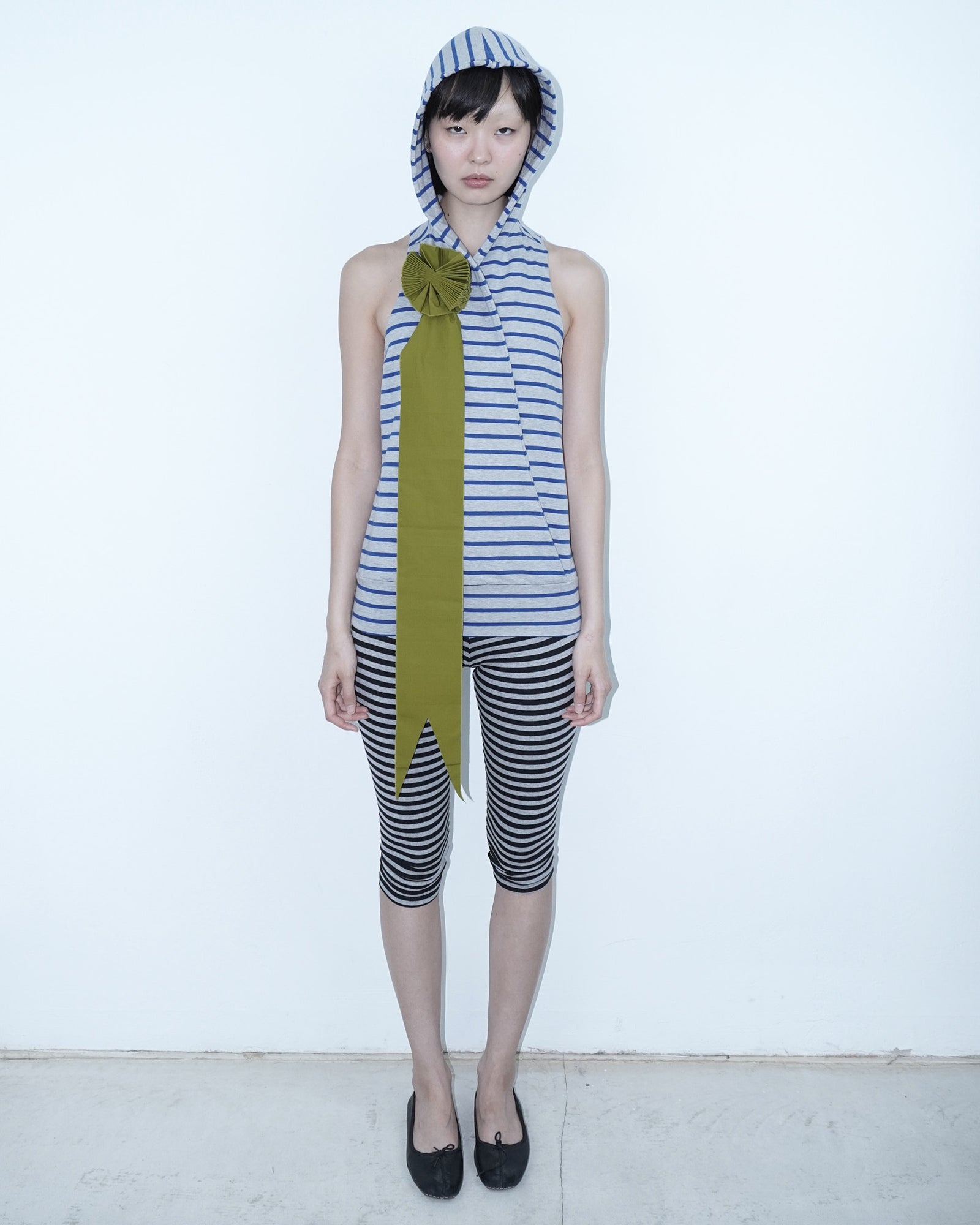 olive green cockade