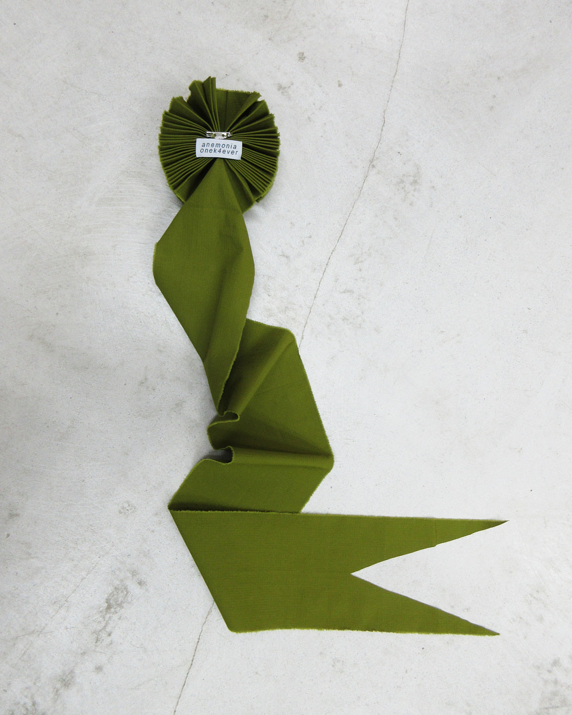 olive green cockade