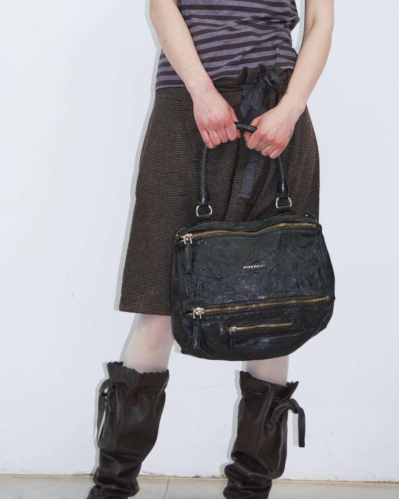 pandora black leather bag with golden hardware