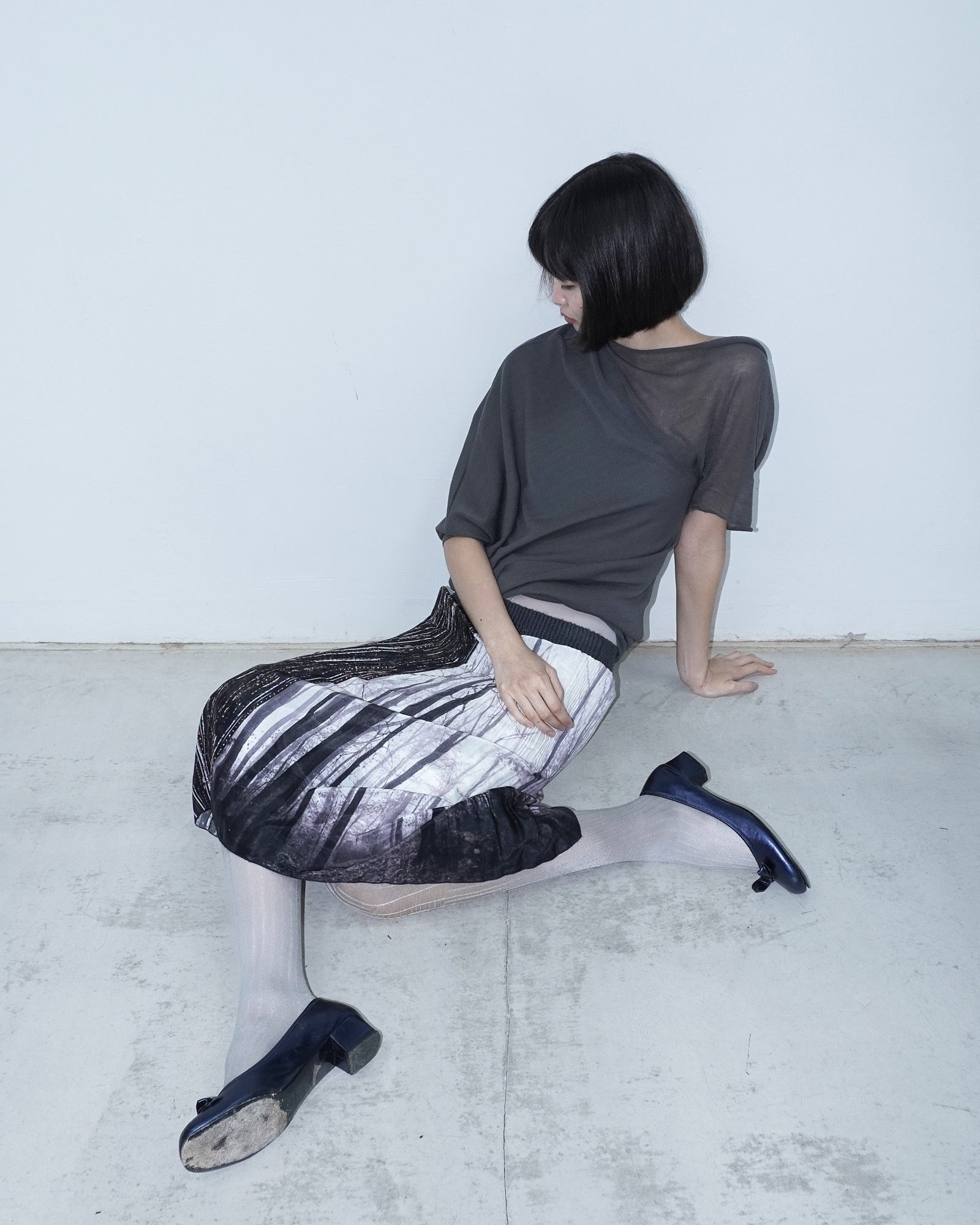 printed pleated midi skirt