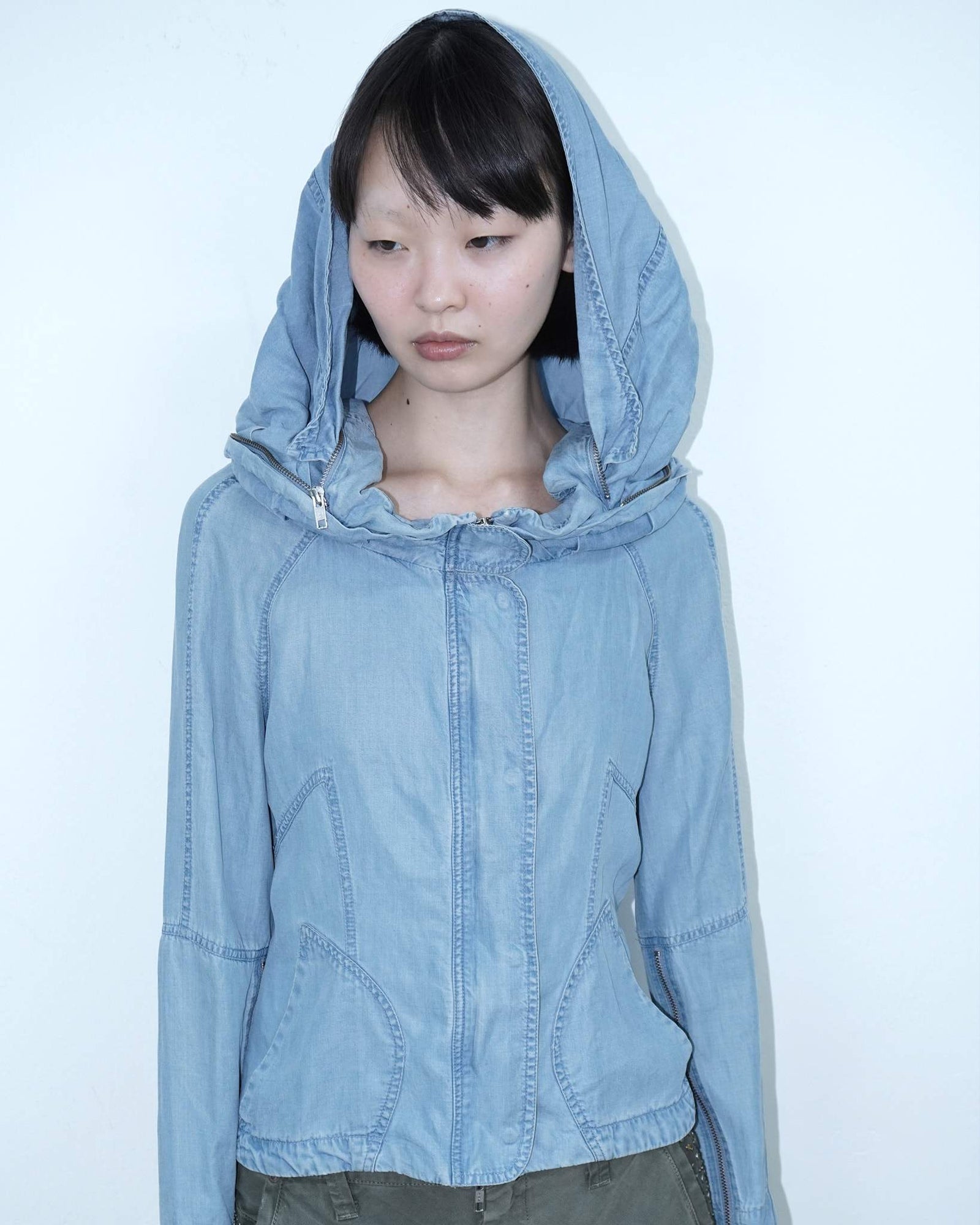 wide hood denim jacket
