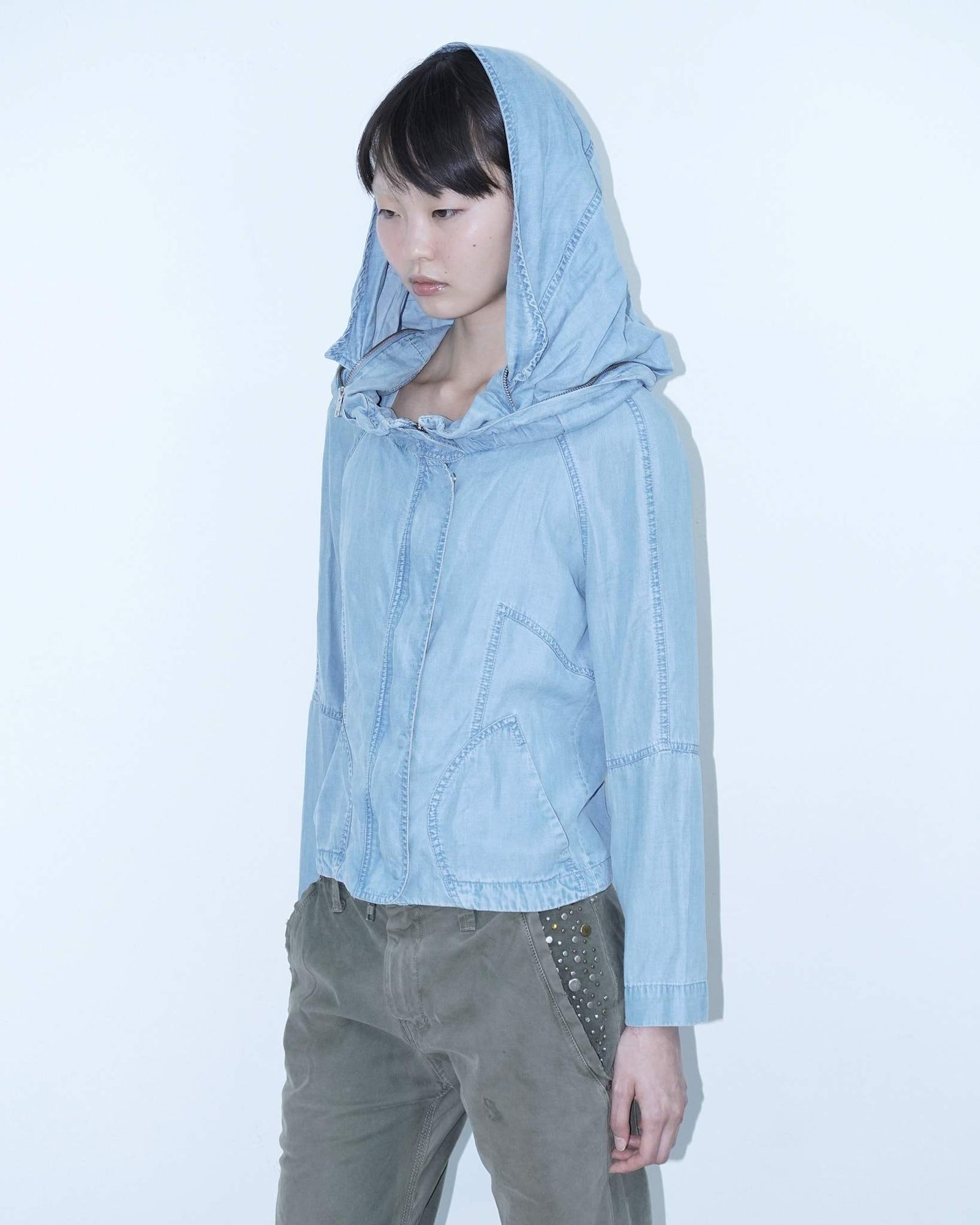 wide hood denim jacket