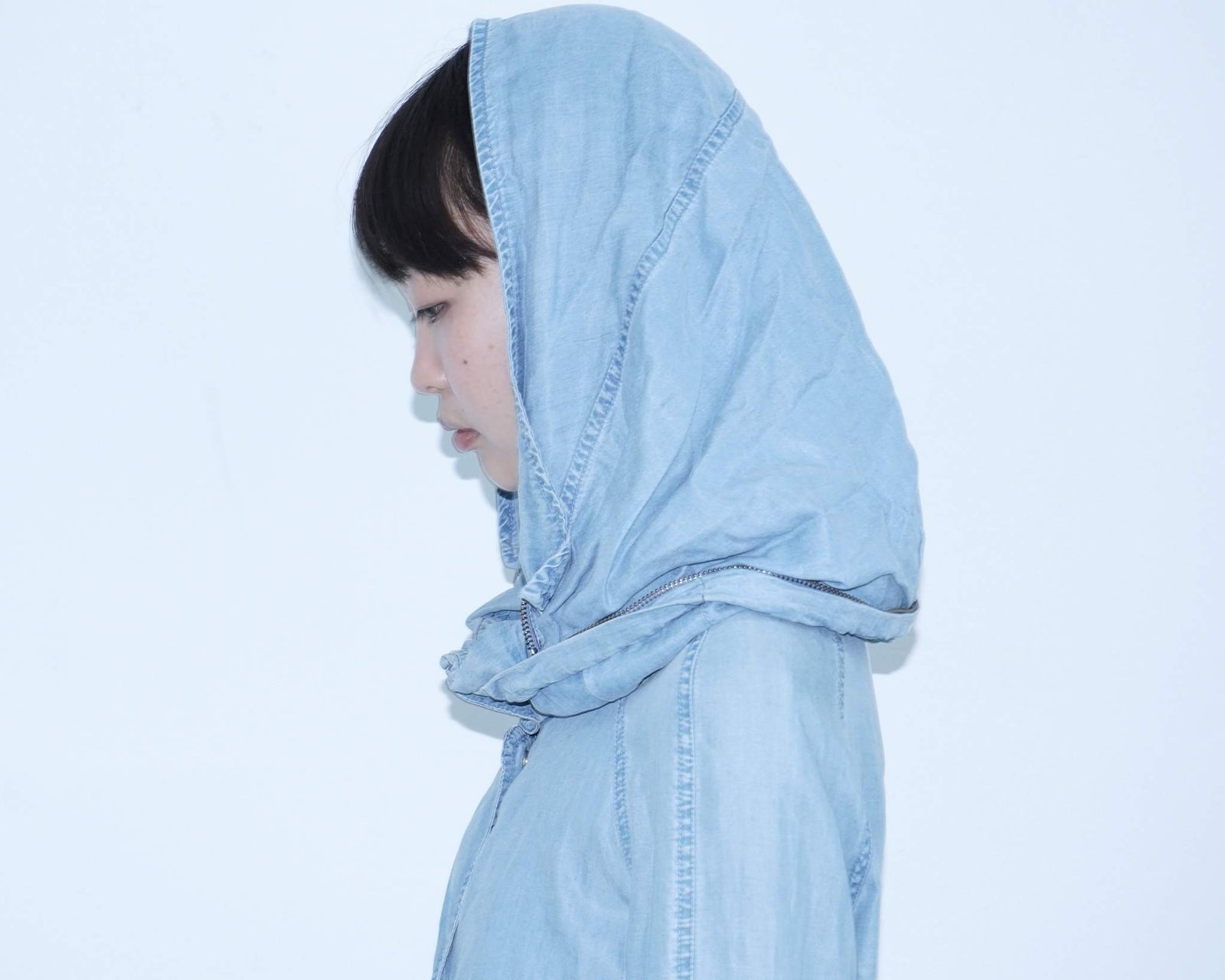 wide hood denim jacket