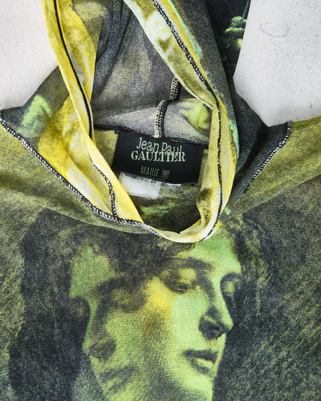 90s painting green hooded graphical mesh top