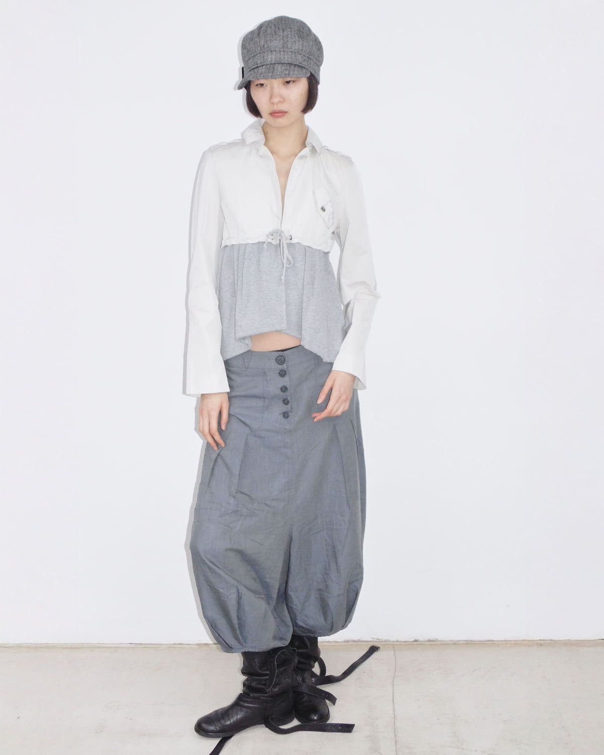 bimaterial white and gray puff jacket