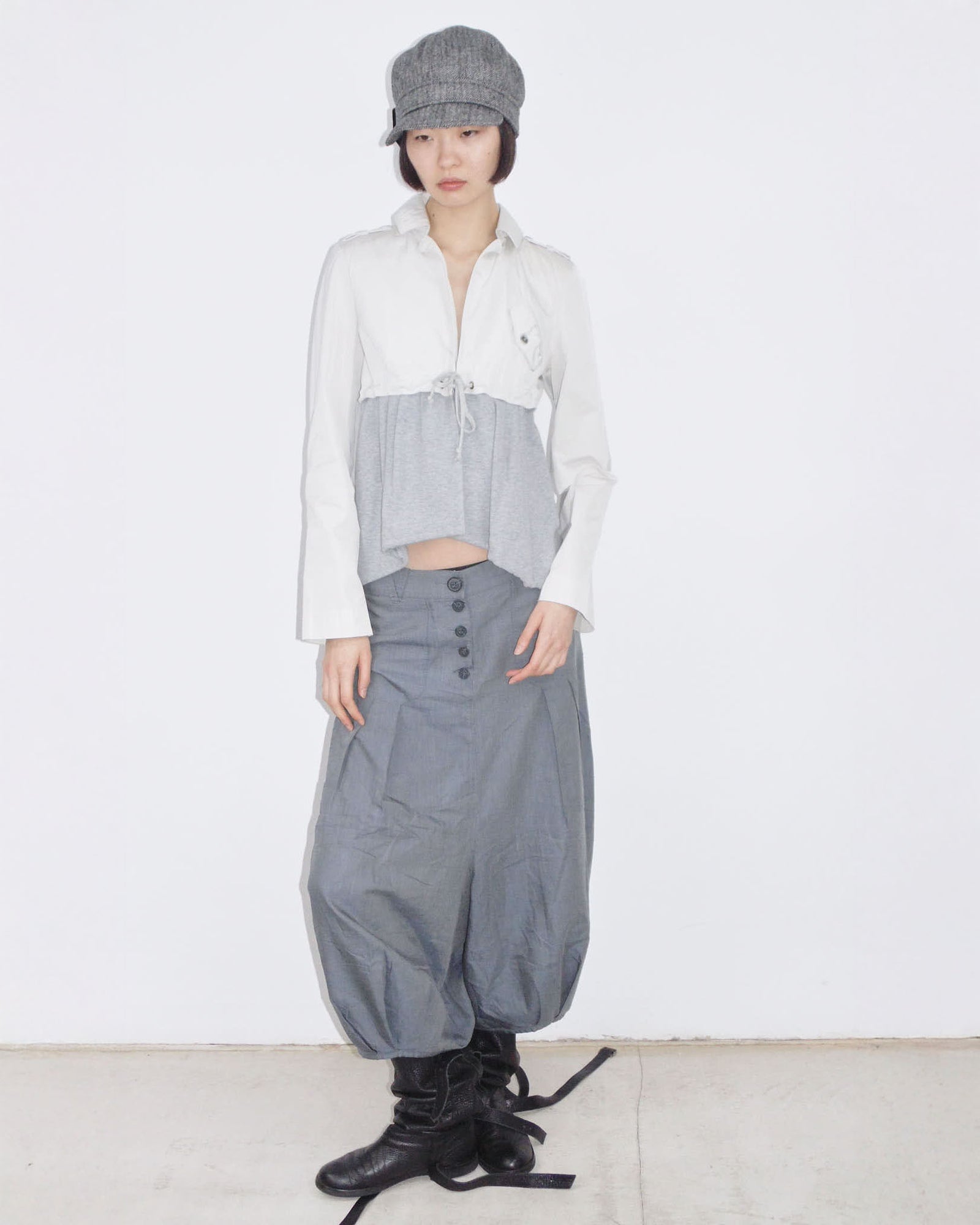 bimaterial white and gray puff jacket