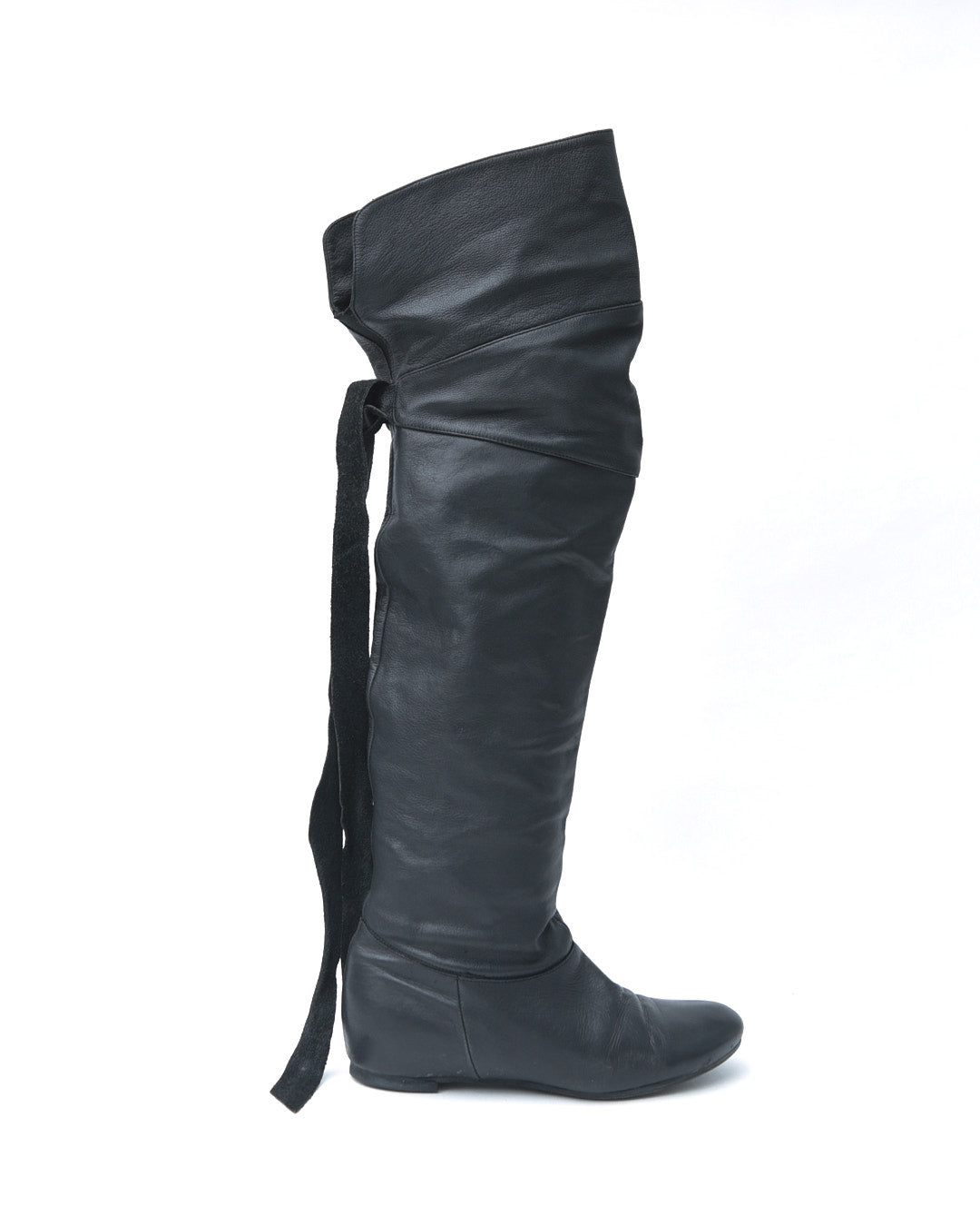 black overknee leather boots