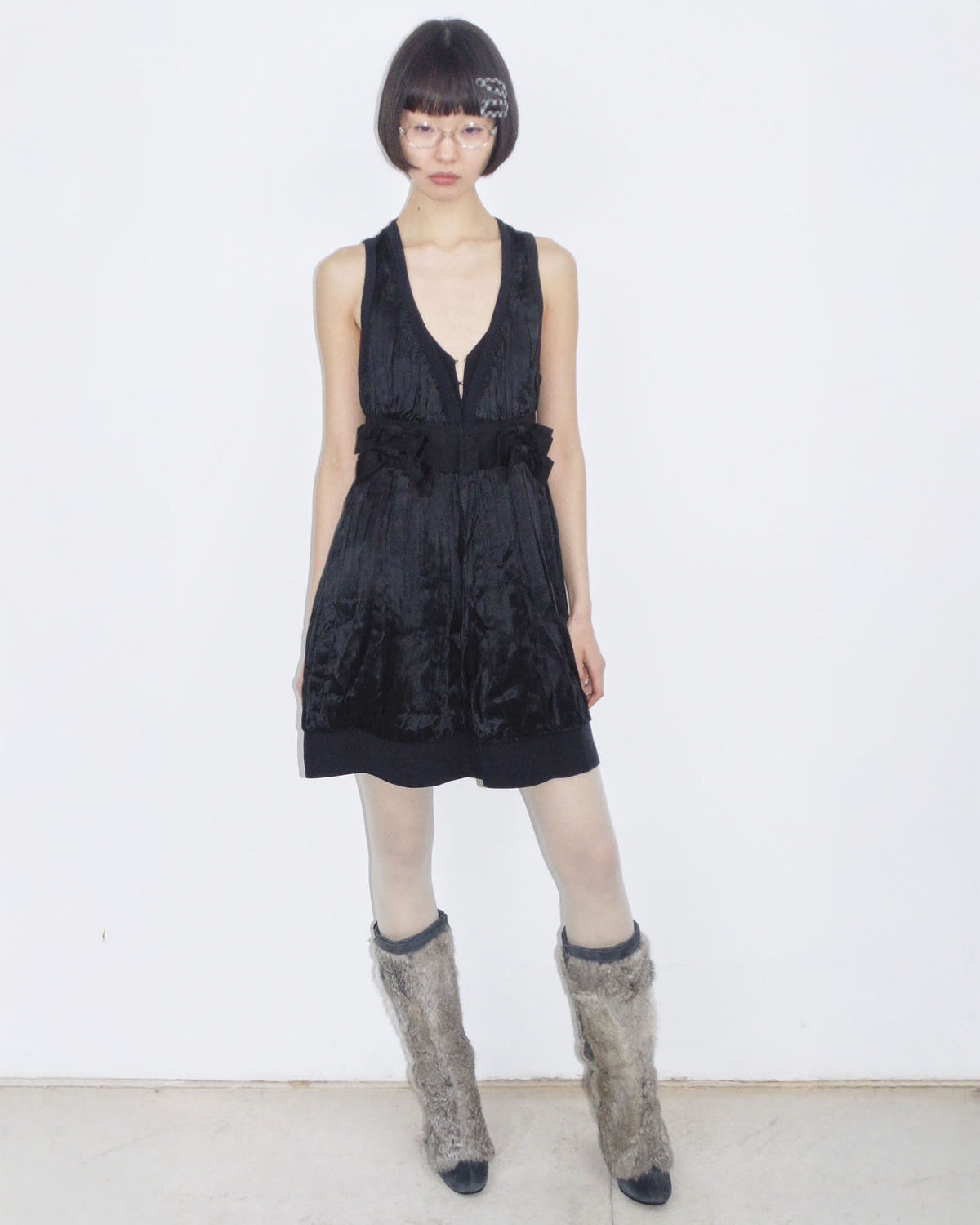 black v neck bow real silk dress