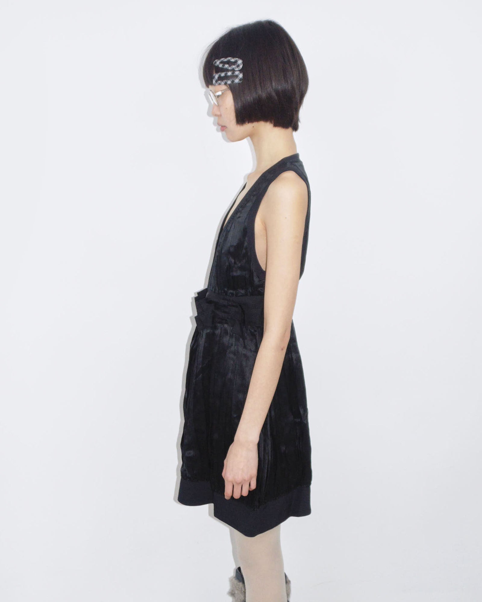 black v neck bow real silk dress