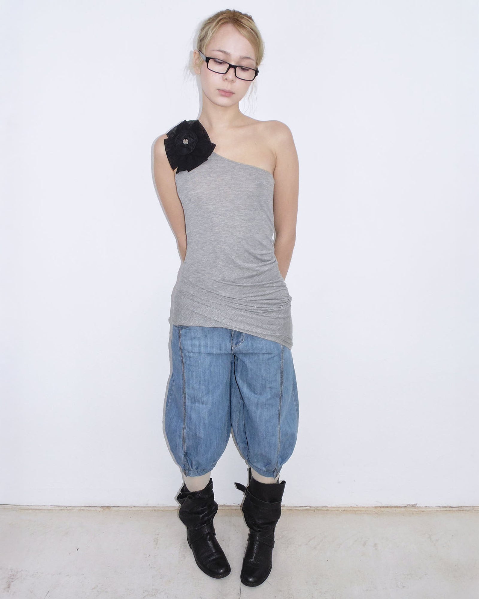 denim bubble capri pants