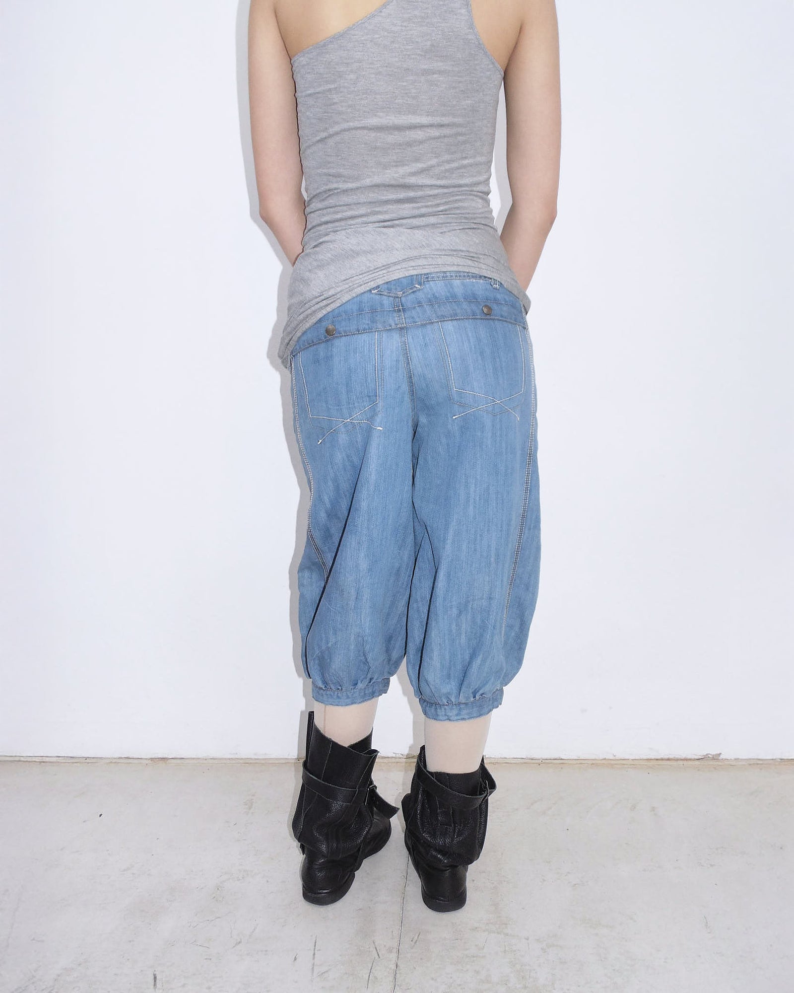 denim bubble capri pants